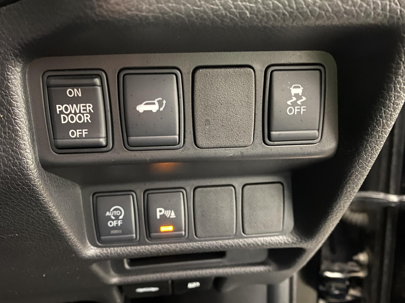 Nissan X-Trail 1.6 dCi Tekna SUV 5dr Diesel Manual 4WD Euro 6 (s/s) (130 ps)