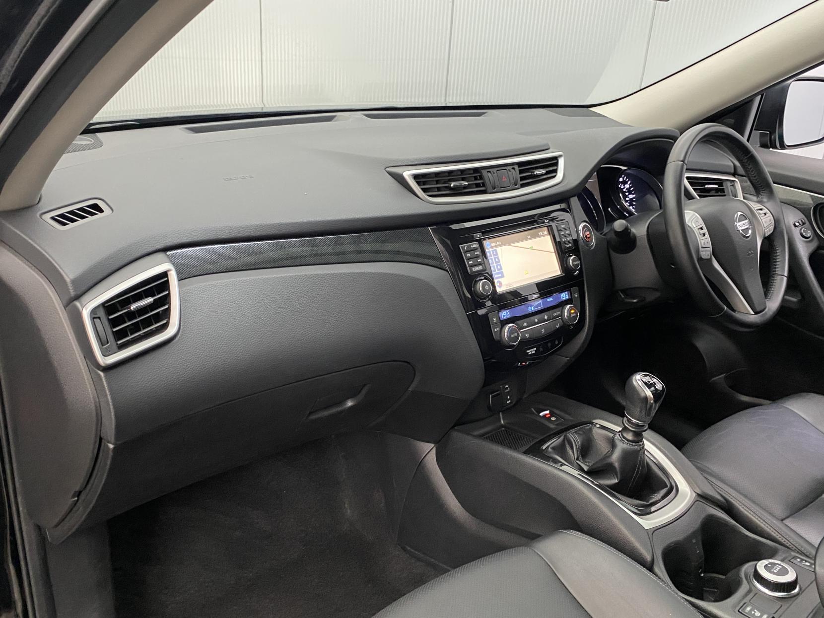 Nissan X-Trail 1.6 dCi Tekna SUV 5dr Diesel Manual 4WD Euro 6 (s/s) (130 ps)