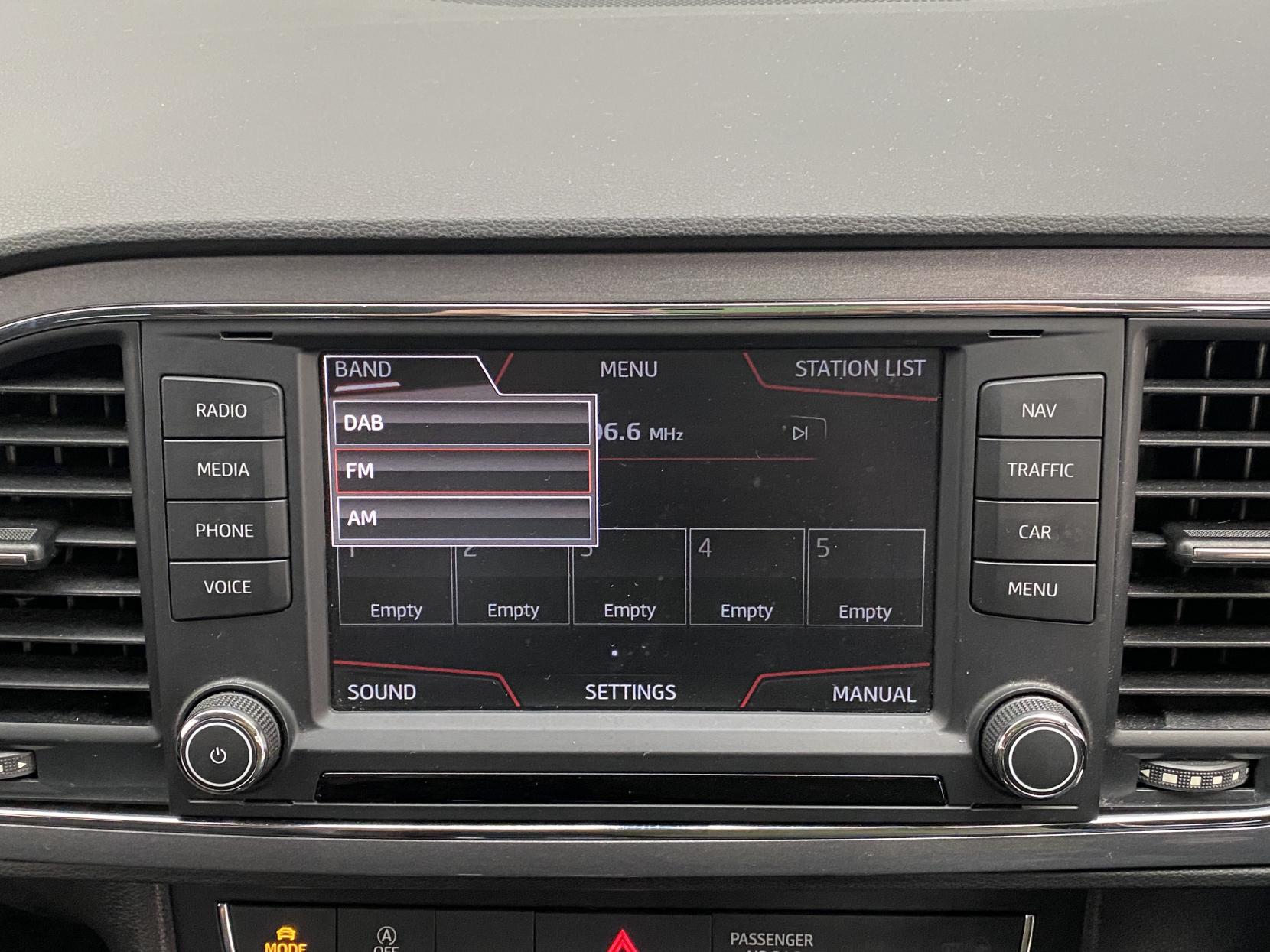 SEAT Leon 2.0 TDI FR Sport Tourer 5dr Diesel Manual Euro 6 (s/s) (184 ps)