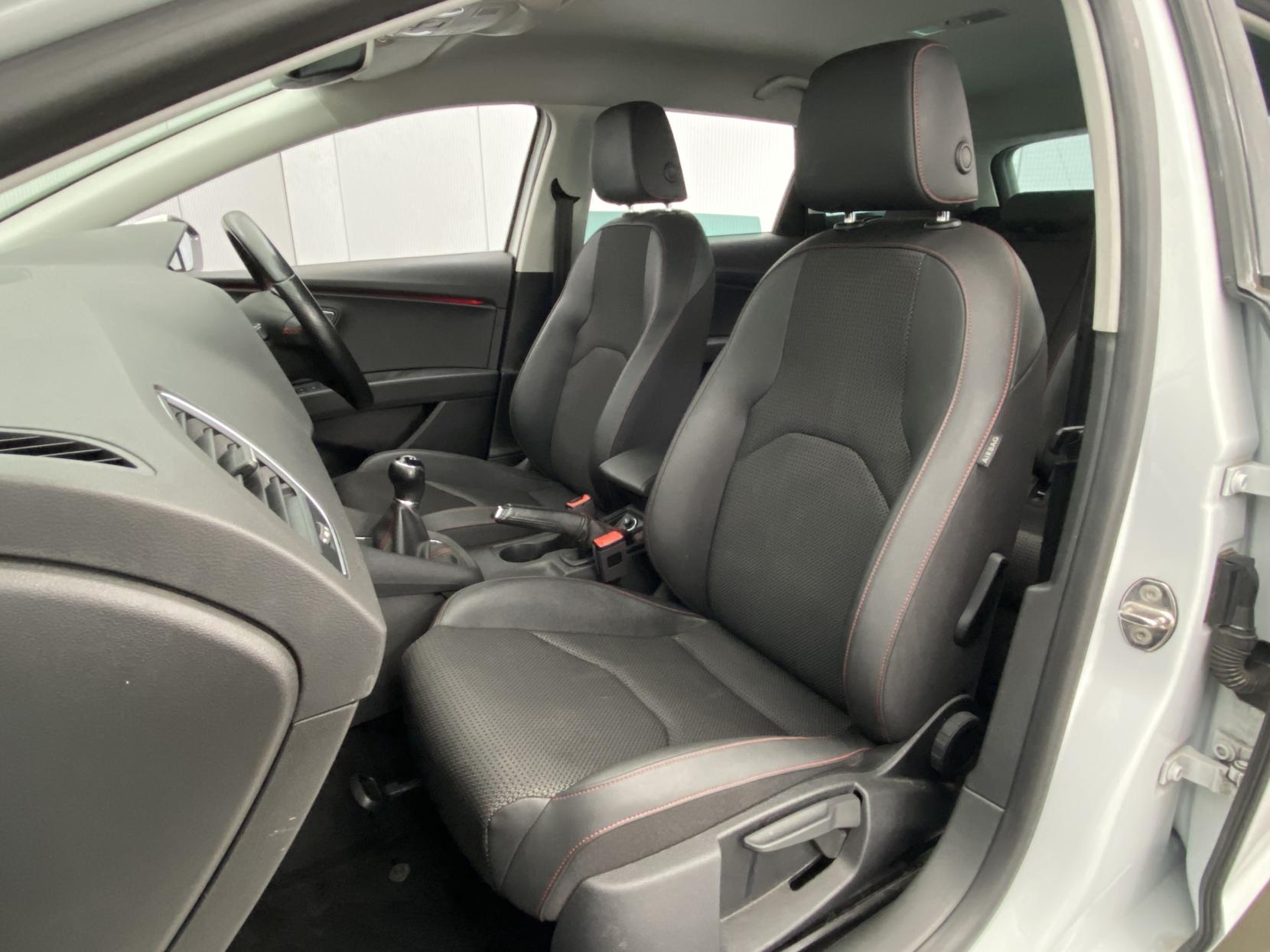 SEAT Leon 2.0 TDI FR Sport Tourer 5dr Diesel Manual Euro 6 (s/s) (184 ps)
