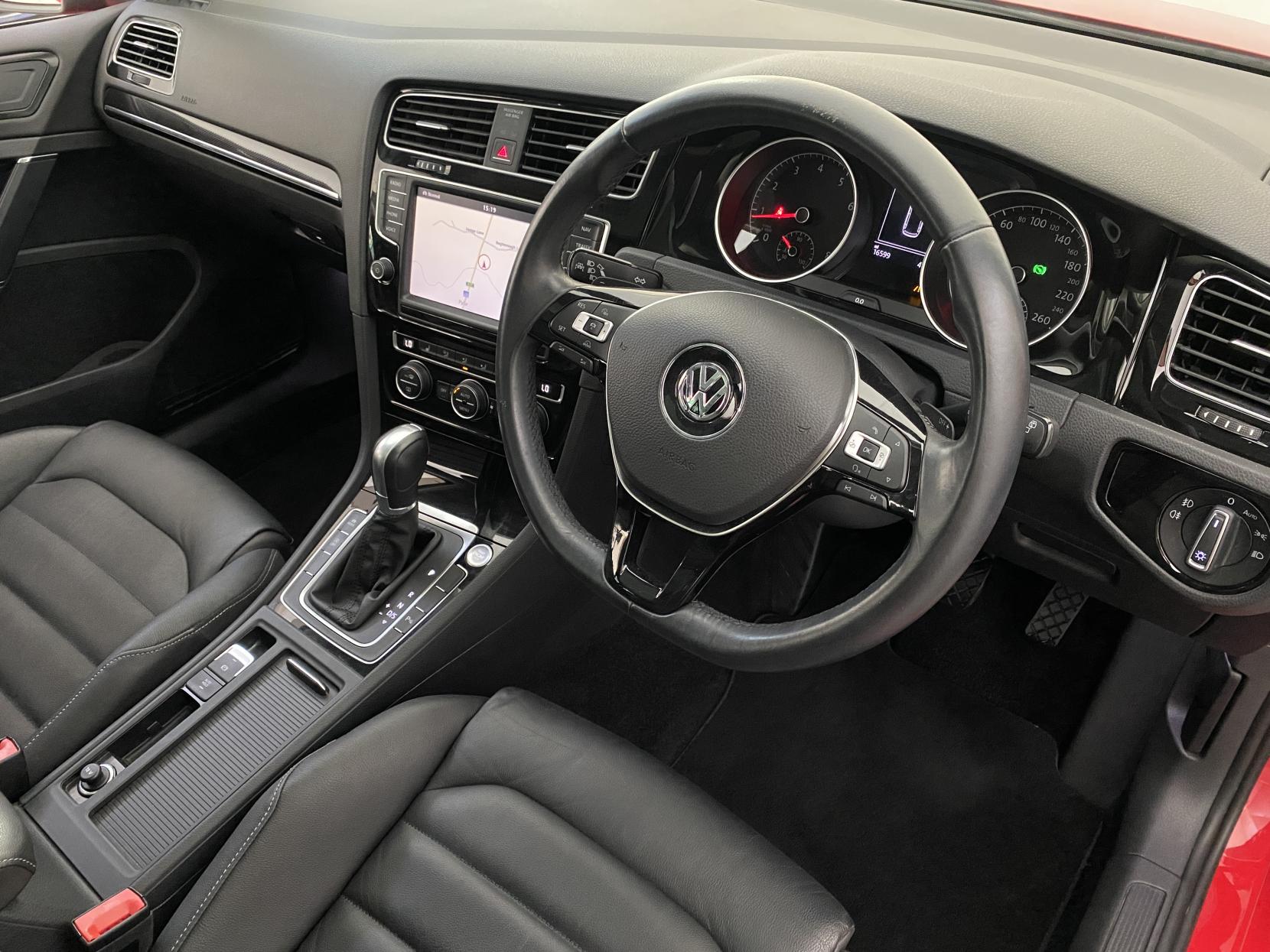 Volkswagen Golf 1.4 TSI BlueMotion Tech GT Estate 5dr Petrol DSG Euro 5 (s/s) (140 ps)