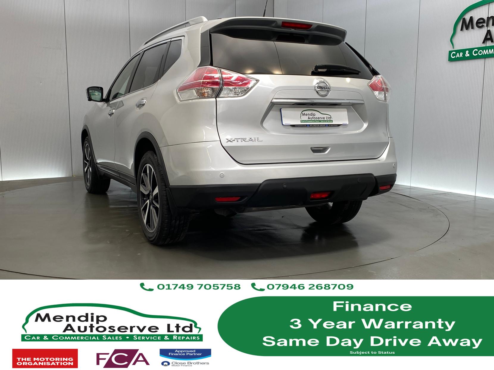 Nissan X-Trail 1.6 dCi Tekna SUV 5dr Diesel Manual 4WD Euro 5 (s/s) (130 ps)