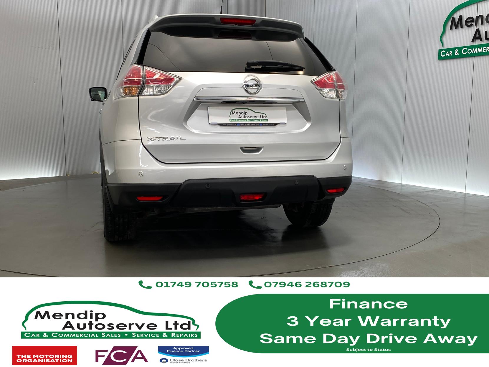 Nissan X-Trail 1.6 dCi Tekna SUV 5dr Diesel Manual 4WD Euro 5 (s/s) (130 ps)