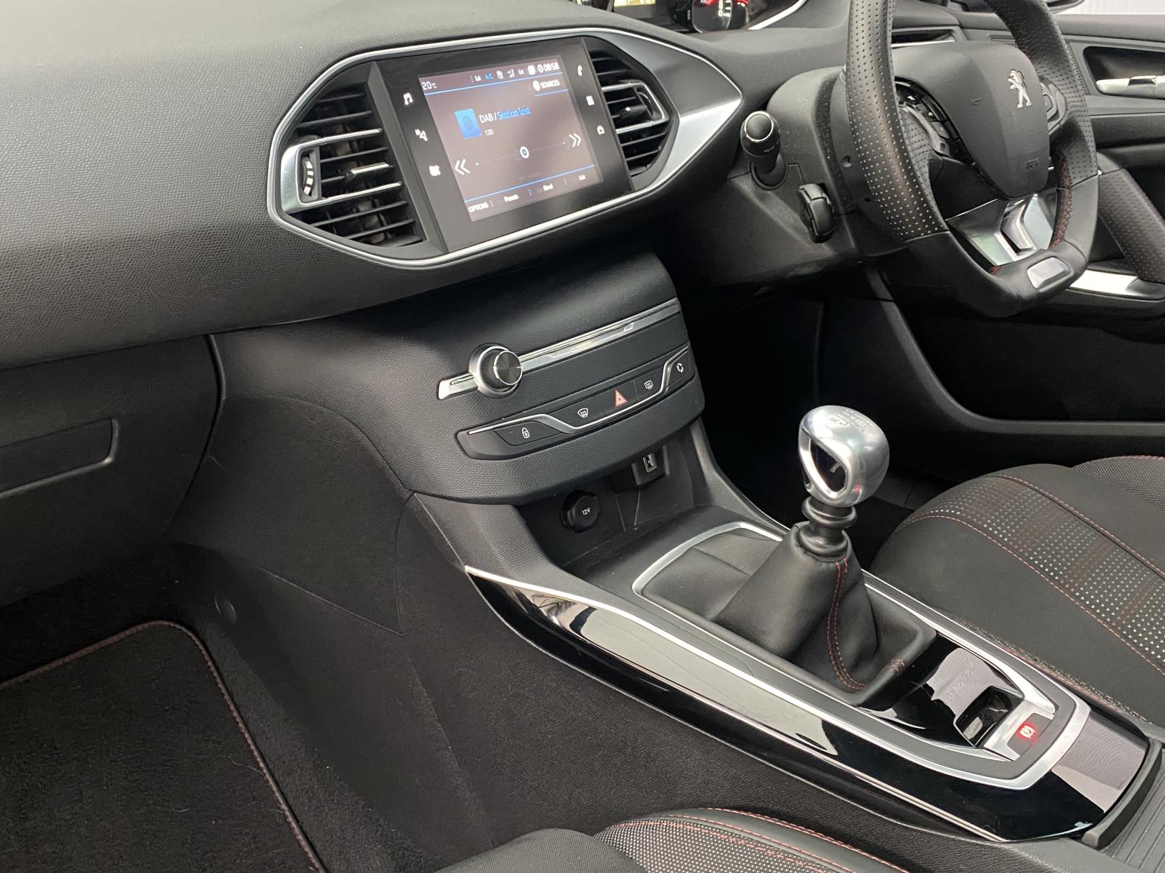 Peugeot 308 1.6 BlueHDi GT Line Hatchback 5dr Diesel Manual Euro 6 (s/s) (120 ps)