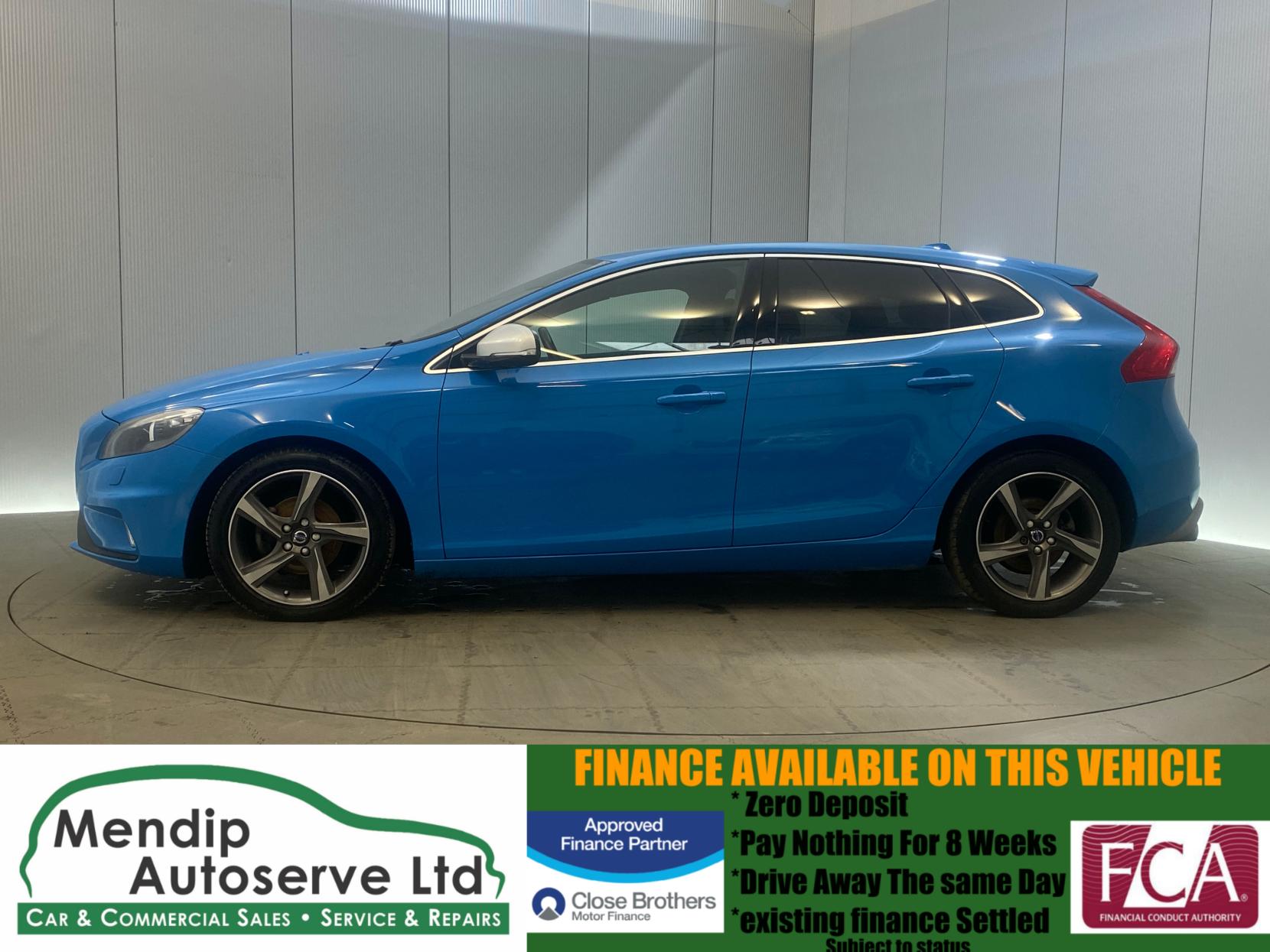 Volvo V40 1.6 D2 R-Design Lux Hatchback 5dr Diesel Manual Euro 5 (s/s) (115 ps)