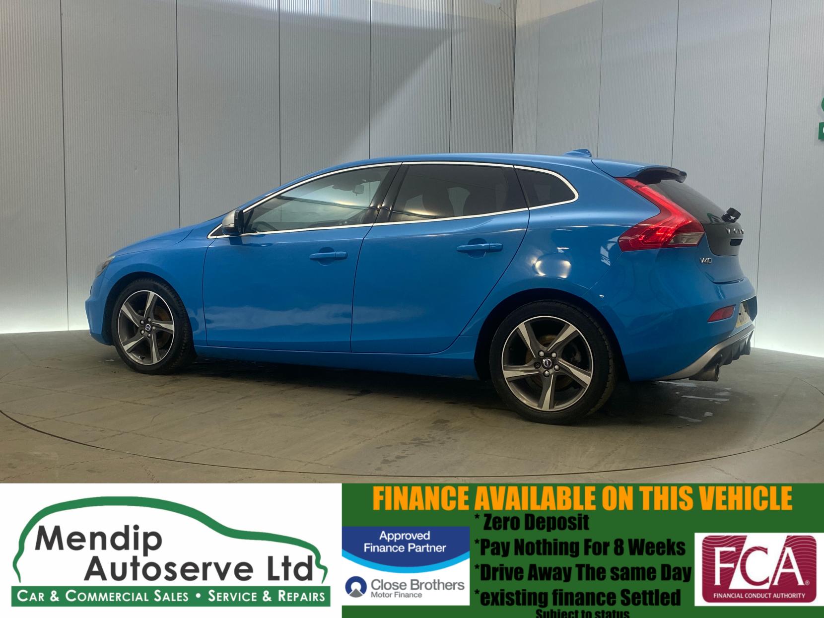 Volvo V40 1.6 D2 R-Design Lux Hatchback 5dr Diesel Manual Euro 5 (s/s) (115 ps)