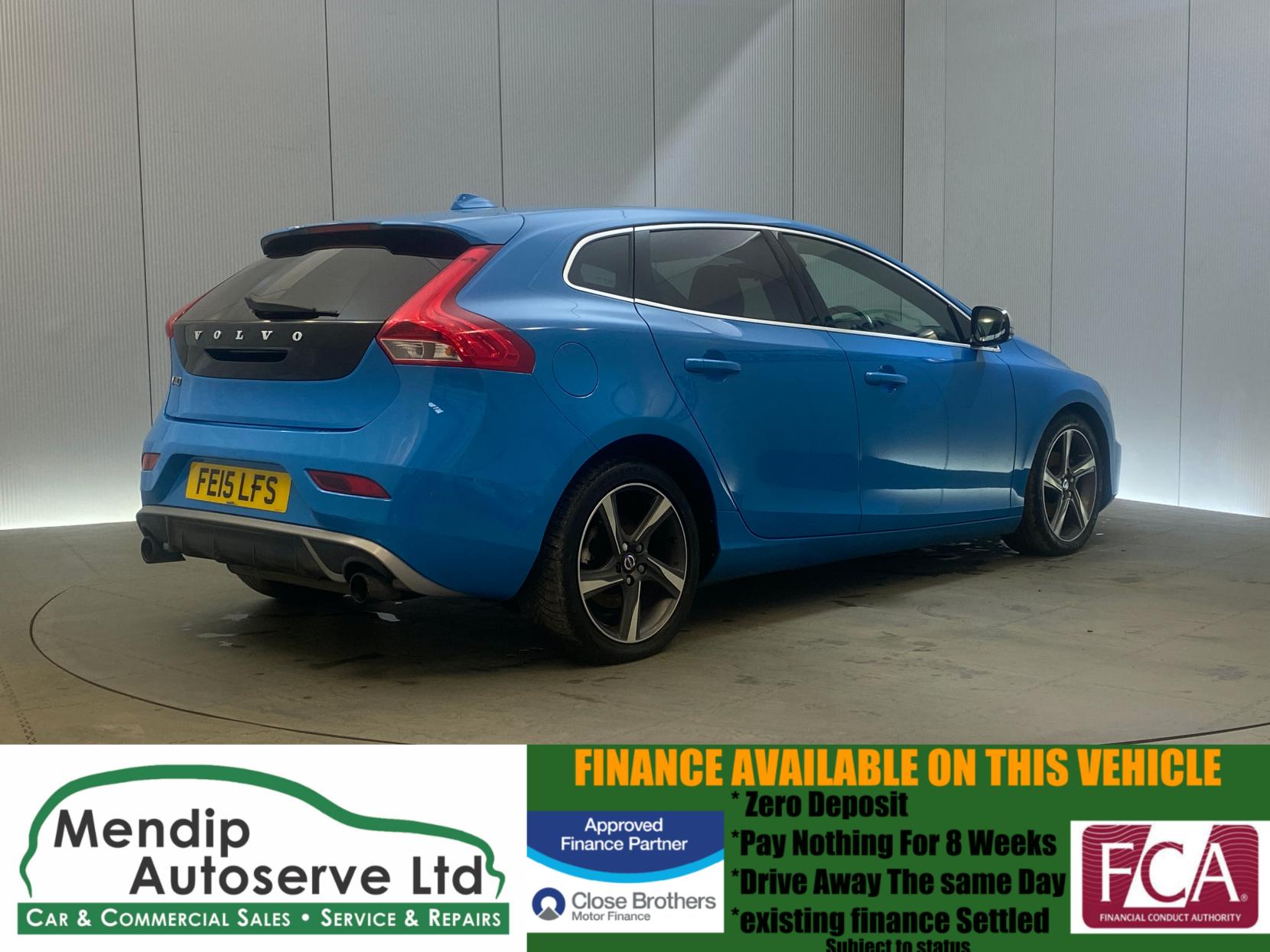 Volvo V40 1.6 D2 R-Design Lux Hatchback 5dr Diesel Manual Euro 5 (s/s) (115 ps)