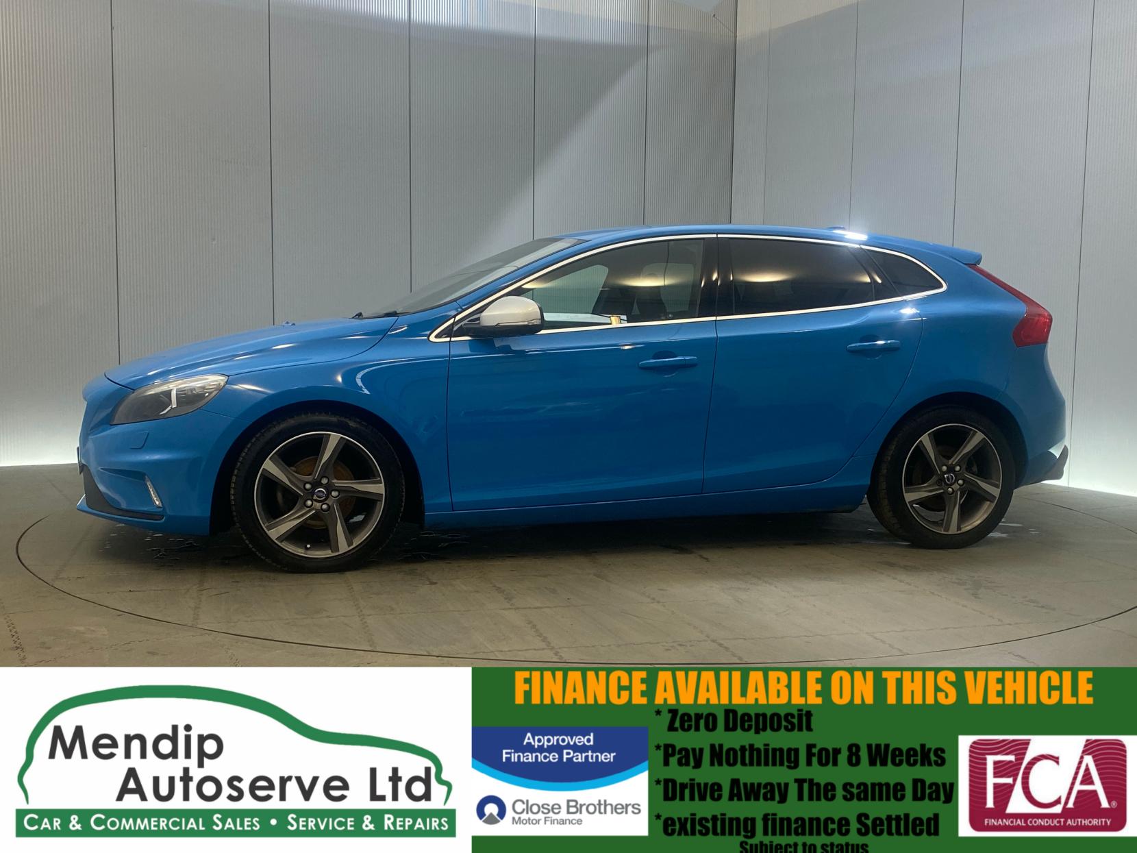 Volvo V40 1.6 D2 R-Design Lux Hatchback 5dr Diesel Manual Euro 5 (s/s) (115 ps)