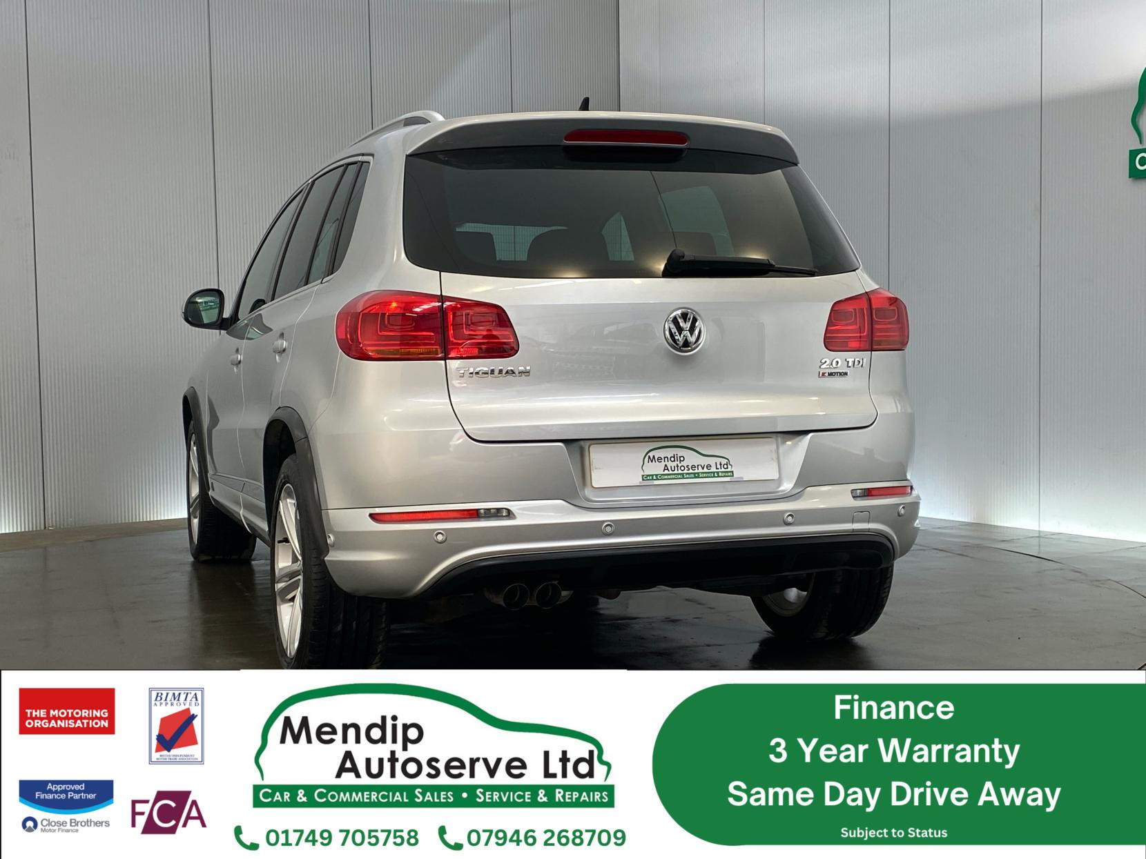 Volkswagen Tiguan 2.0 TDI BlueMotion Tech R-Line Edition SUV 5dr Diesel Manual 4WD Euro 6 (s/s) (150 ps)