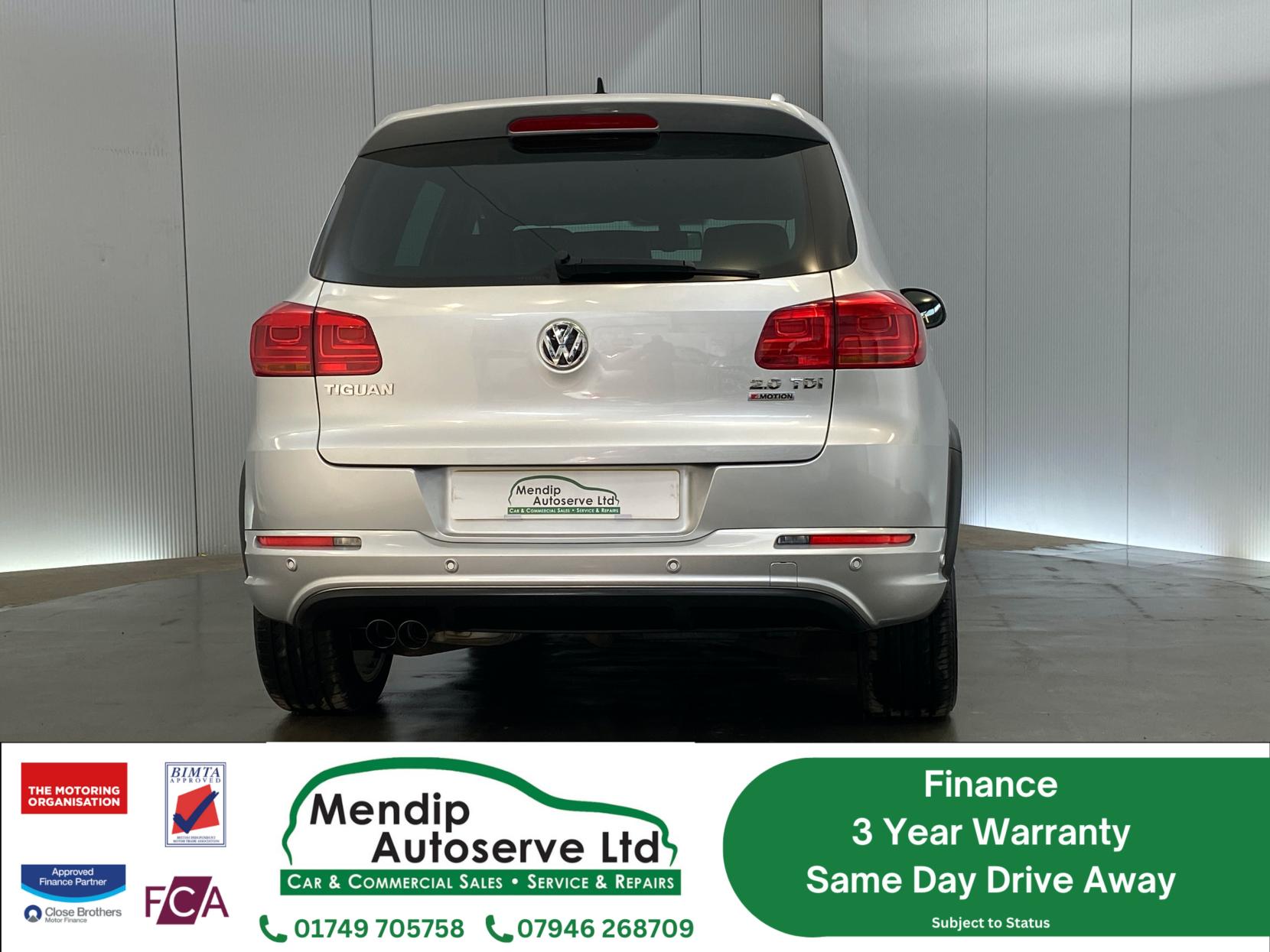 Volkswagen Tiguan 2.0 TDI BlueMotion Tech R-Line Edition SUV 5dr Diesel Manual 4WD Euro 6 (s/s) (150 ps)