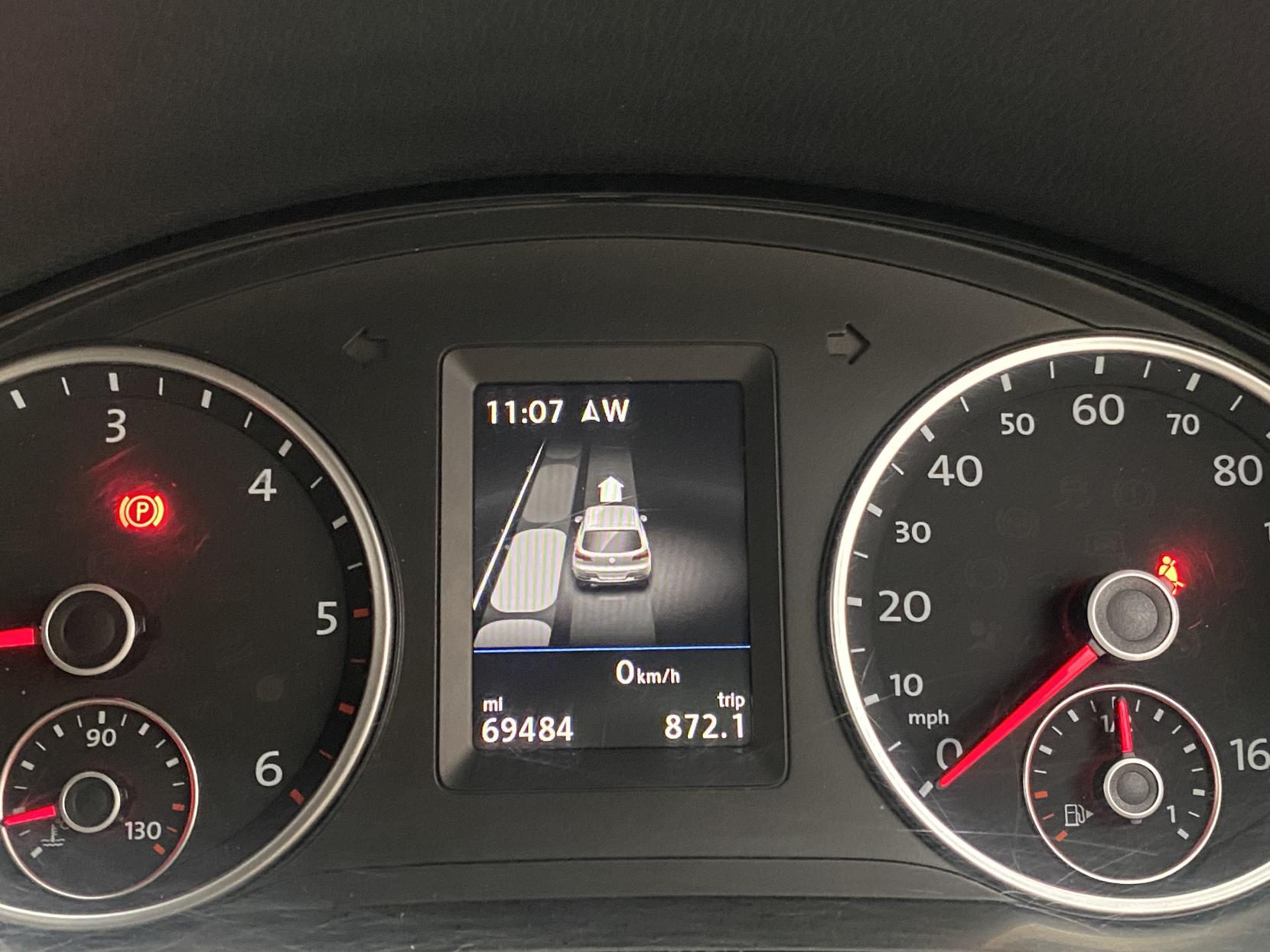 Volkswagen Tiguan 2.0 TDI BlueMotion Tech R-Line Edition SUV 5dr Diesel Manual 4WD Euro 6 (s/s) (150 ps)