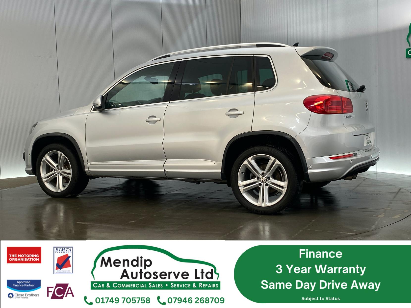 Volkswagen Tiguan 2.0 TDI BlueMotion Tech R-Line Edition SUV 5dr Diesel Manual 4WD Euro 6 (s/s) (150 ps)