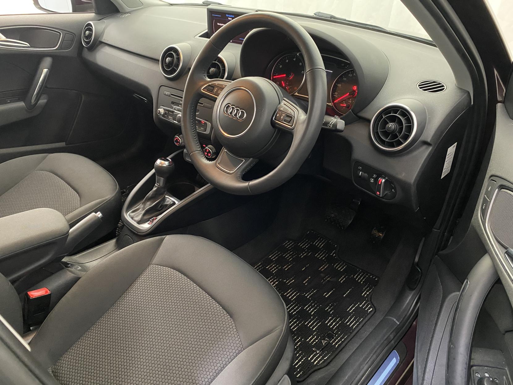 Audi A1 1.4 TFSI Sport Sportback 5dr Petrol S Tronic Euro 5 (s/s) (122 ps)