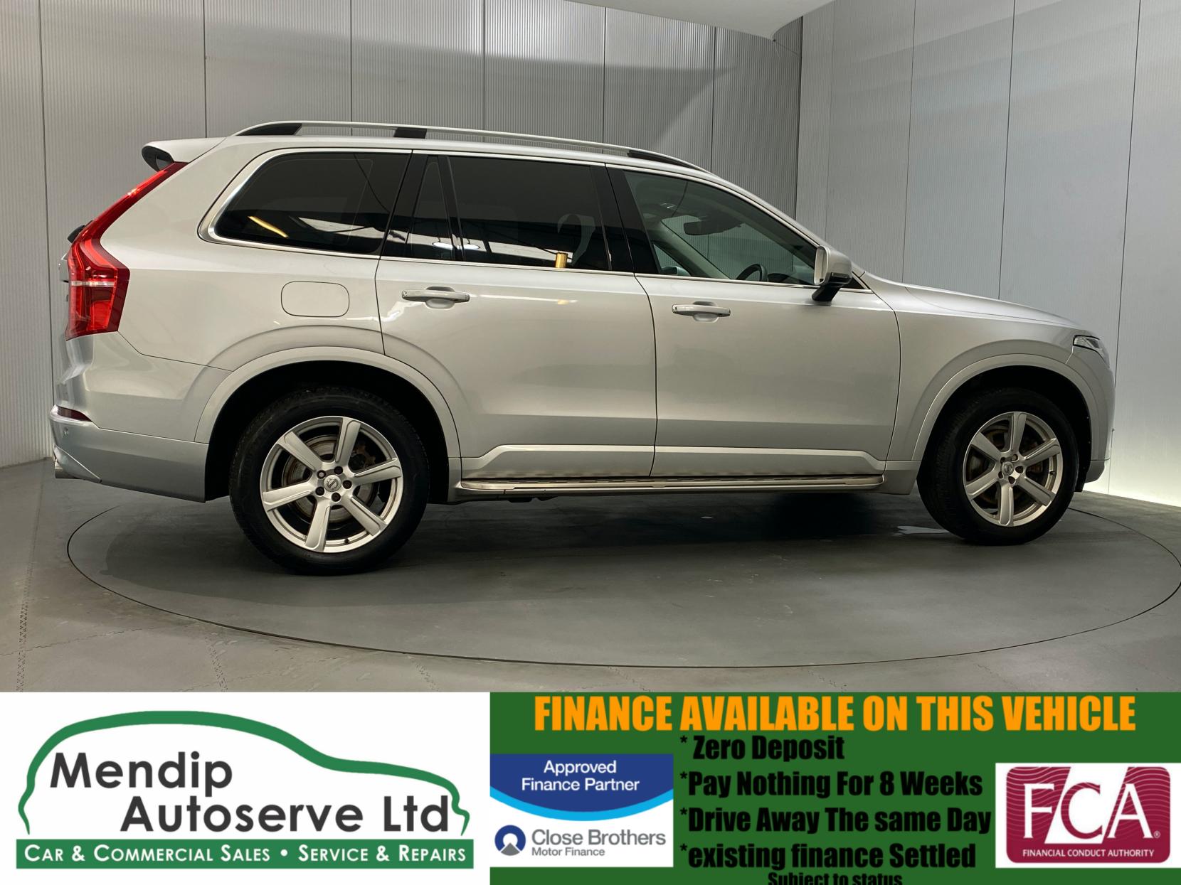 Volvo XC90 2.0 D5 Momentum SUV 5dr Diesel Geartronic 4WD Euro 6 (s/s) (225 ps)