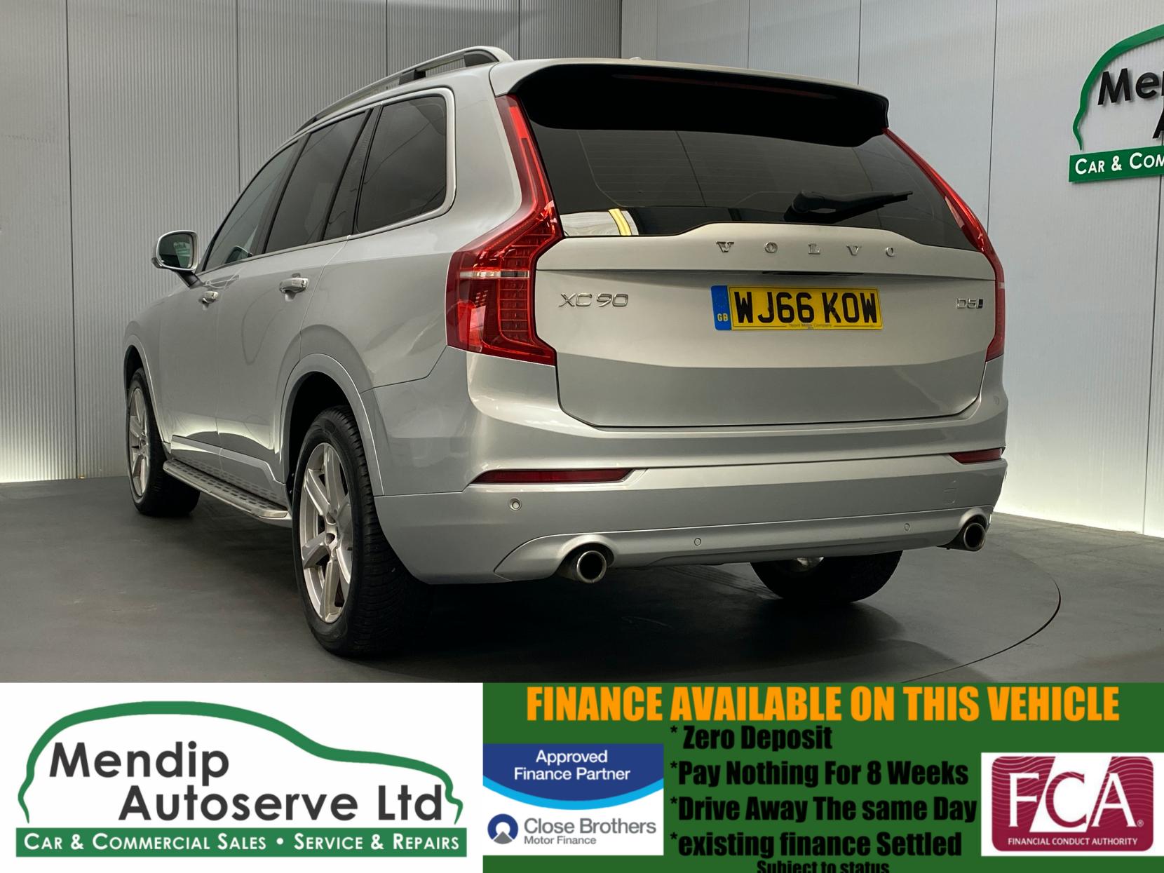 Volvo XC90 2.0 D5 Momentum SUV 5dr Diesel Geartronic 4WD Euro 6 (s/s) (225 ps)