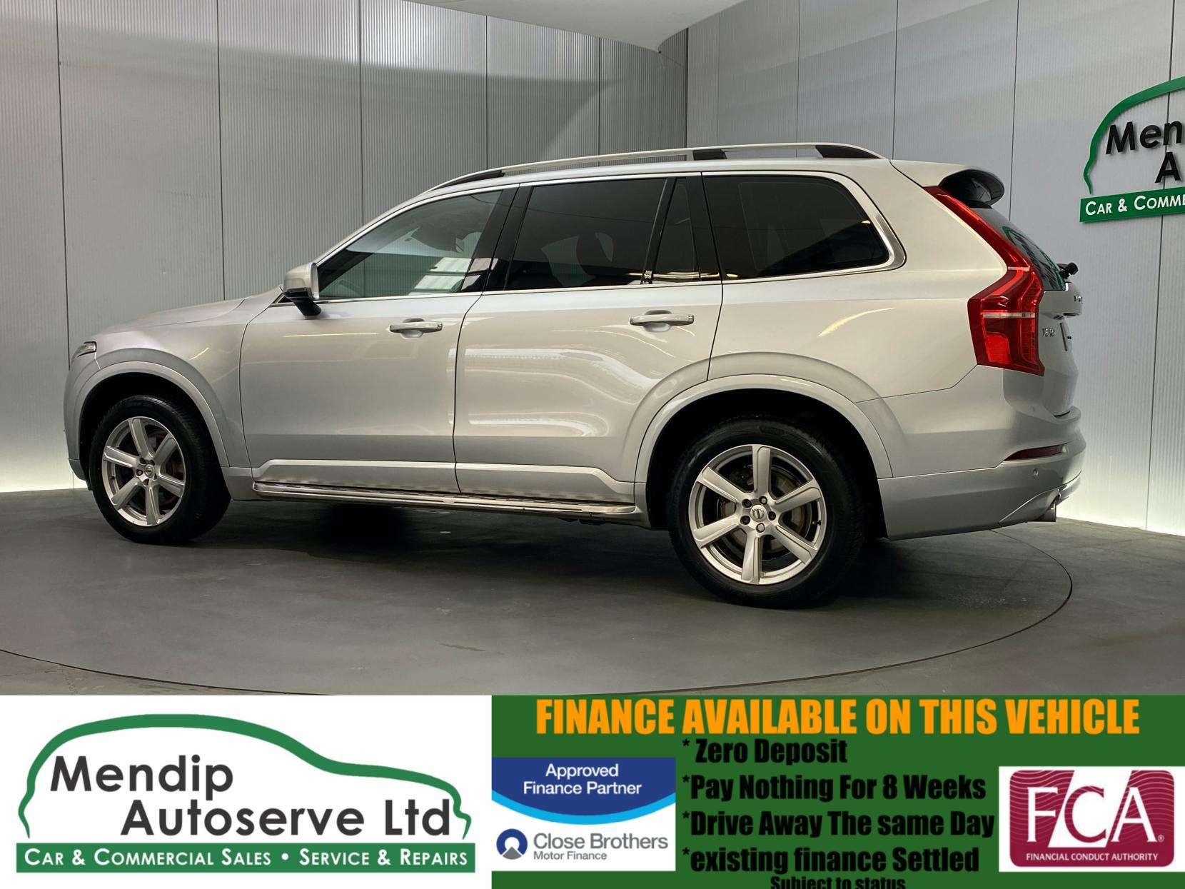 Volvo XC90 2.0 D5 Momentum SUV 5dr Diesel Geartronic 4WD Euro 6 (s/s) (225 ps)