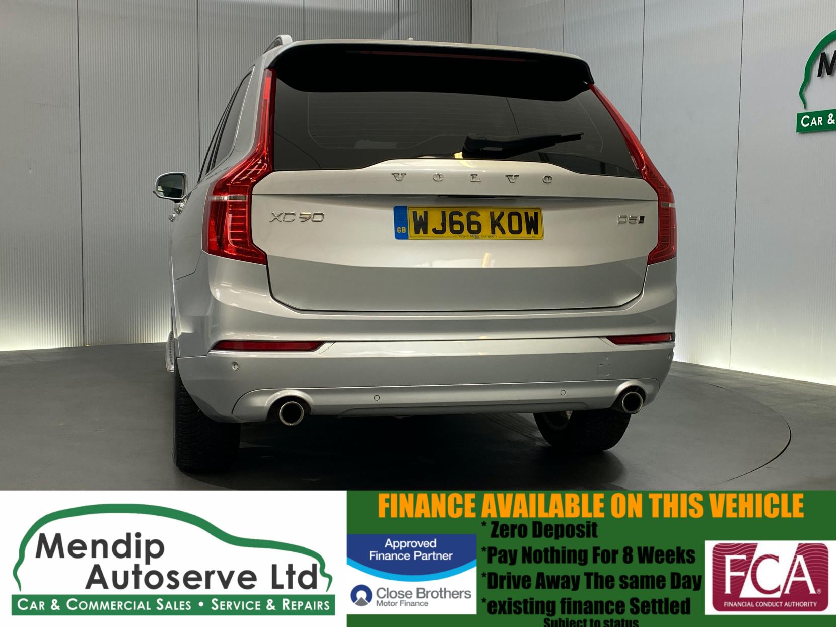 Volvo XC90 2.0 D5 Momentum SUV 5dr Diesel Geartronic 4WD Euro 6 (s/s) (225 ps)