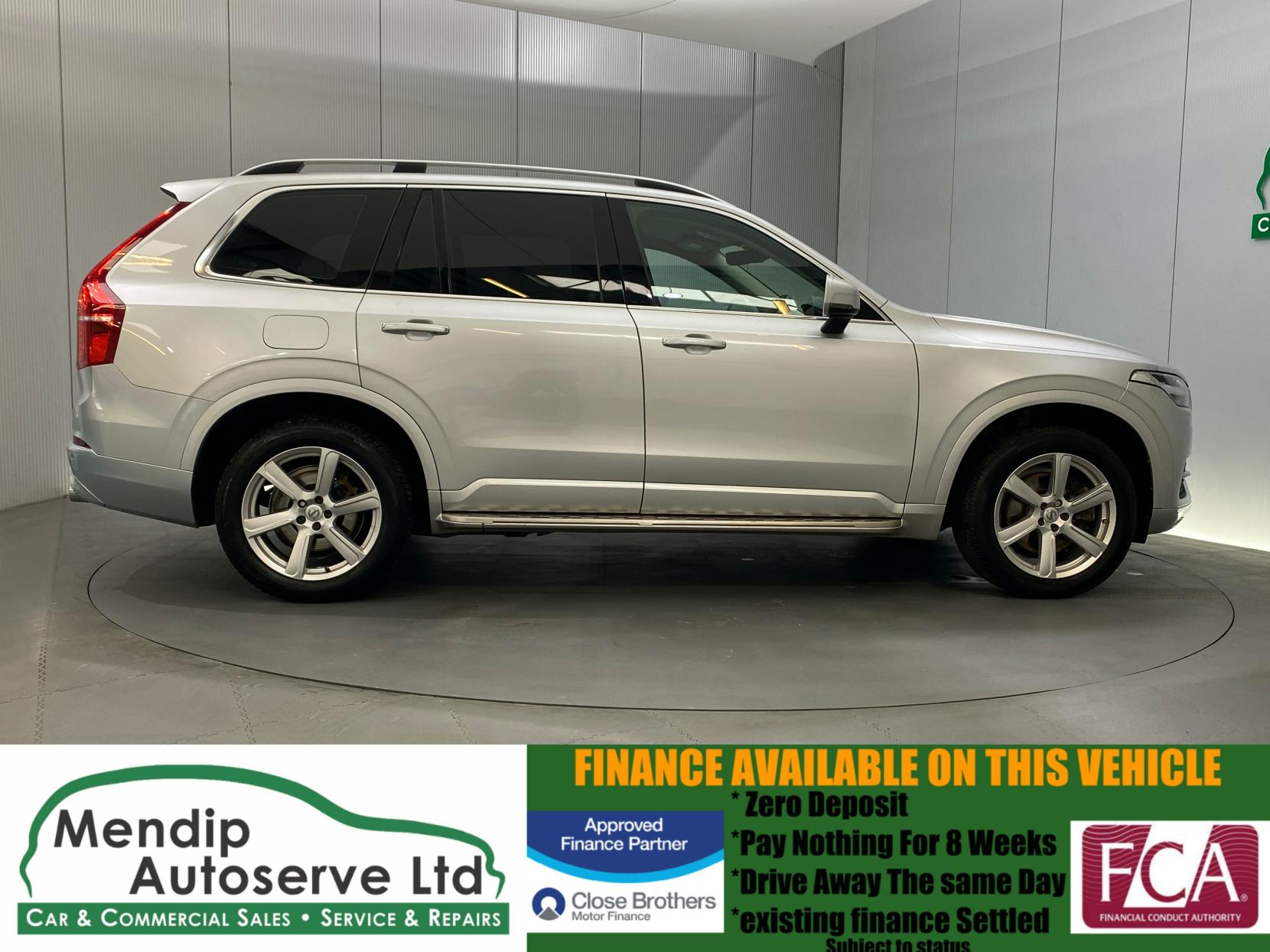 Volvo XC90 2.0 D5 Momentum SUV 5dr Diesel Geartronic 4WD Euro 6 (s/s) (225 ps)