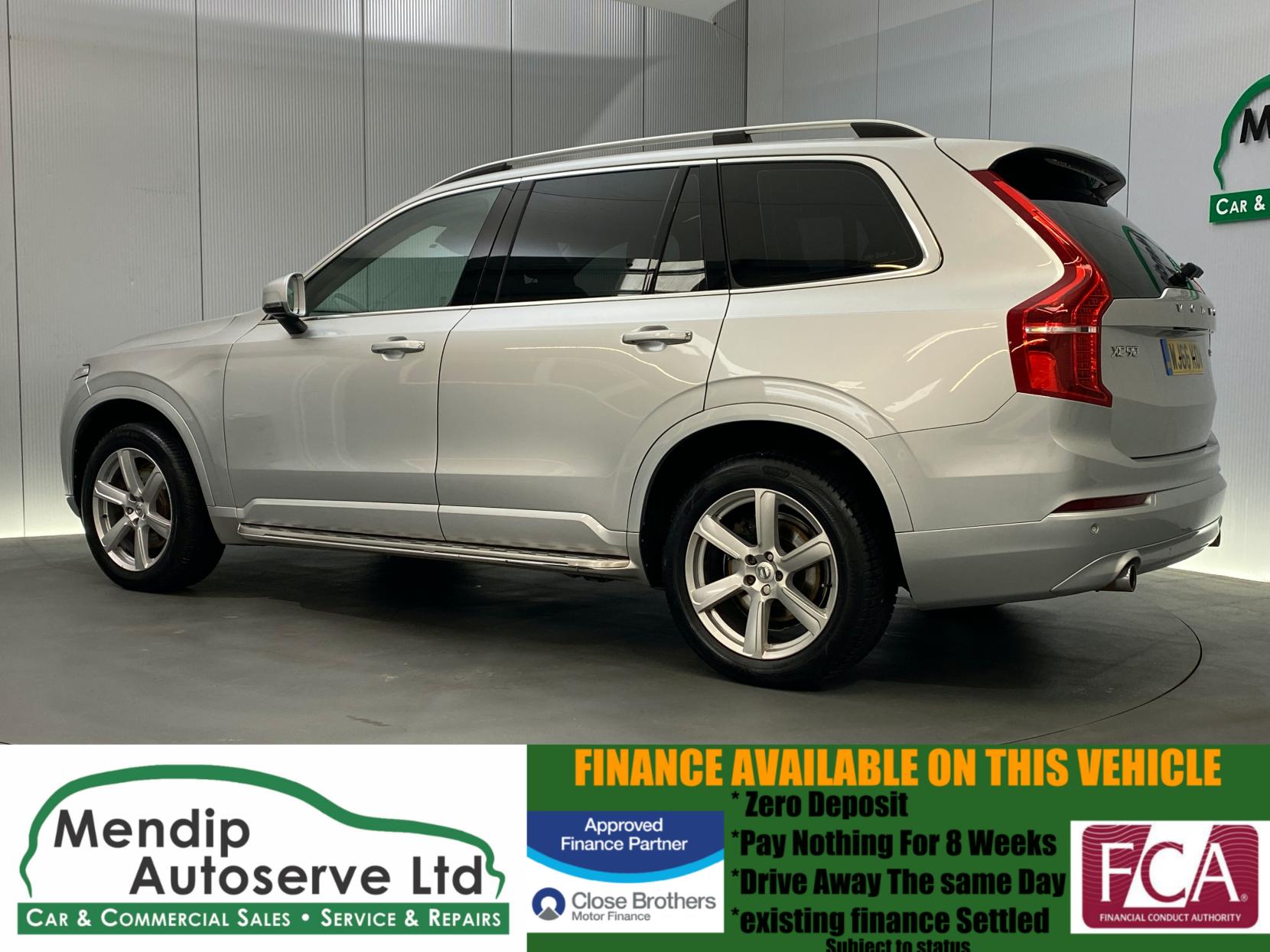 Volvo XC90 2.0 D5 Momentum SUV 5dr Diesel Geartronic 4WD Euro 6 (s/s) (225 ps)