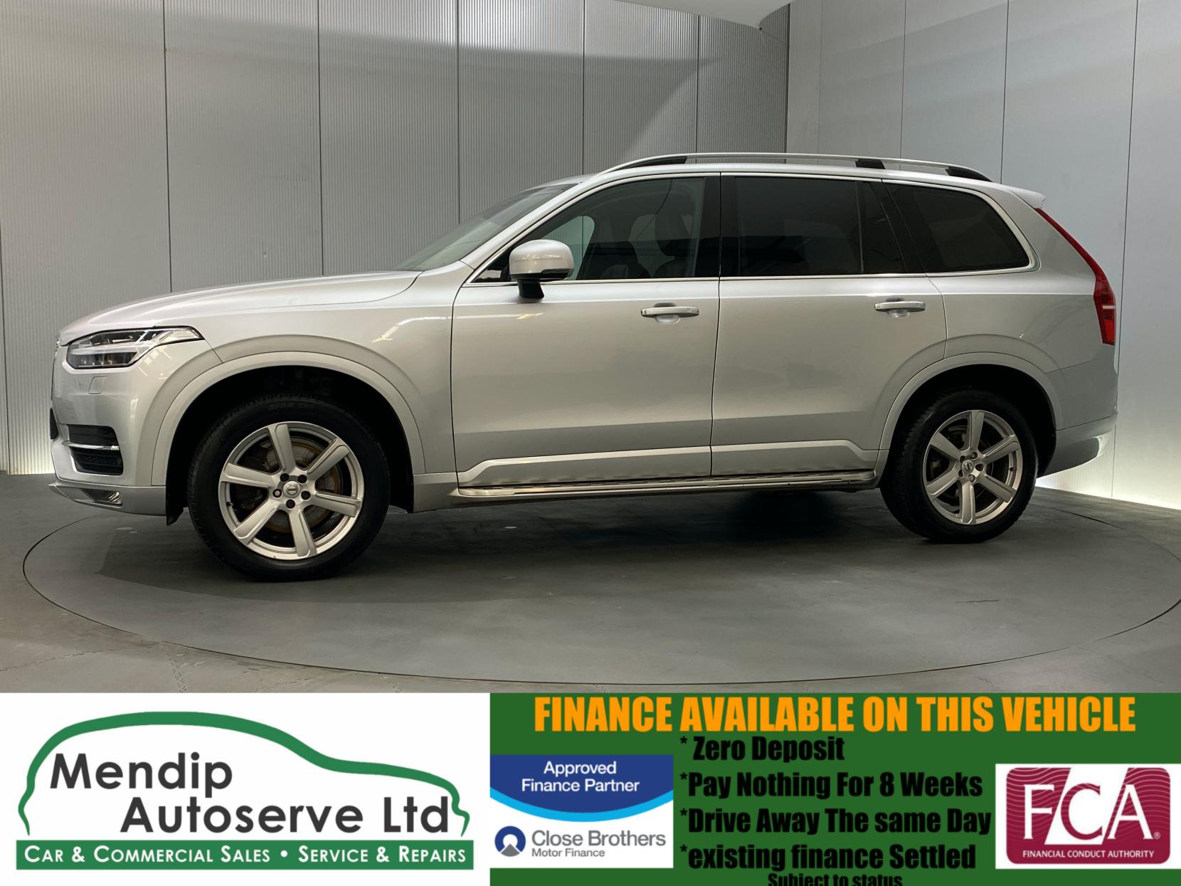 Volvo XC90 2.0 D5 Momentum SUV 5dr Diesel Geartronic 4WD Euro 6 (s/s) (225 ps)