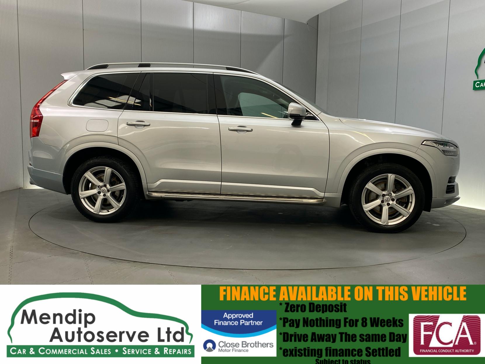 Volvo XC90 2.0 D5 Momentum SUV 5dr Diesel Geartronic 4WD Euro 6 (s/s) (225 ps)