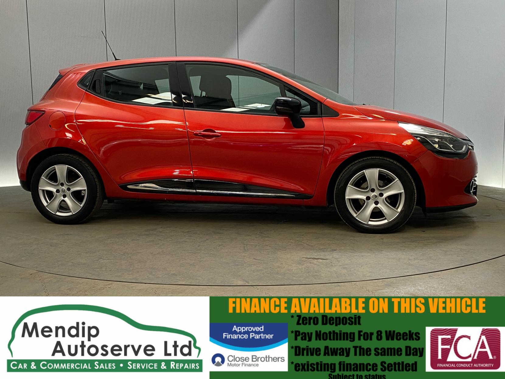 Renault Clio 1.2 16V Dynamique MediaNav Hatchback 5dr Petrol Manual Euro 5 (75 ps)