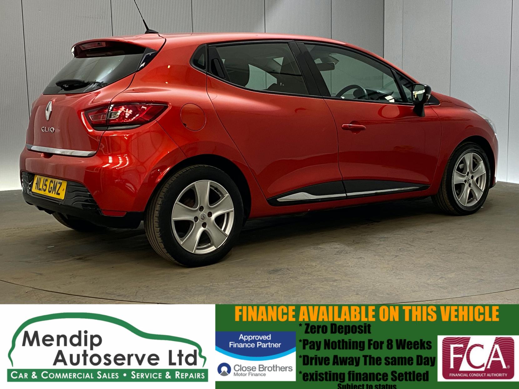 Renault Clio 1.2 16V Dynamique MediaNav Hatchback 5dr Petrol Manual Euro 5 (75 ps)