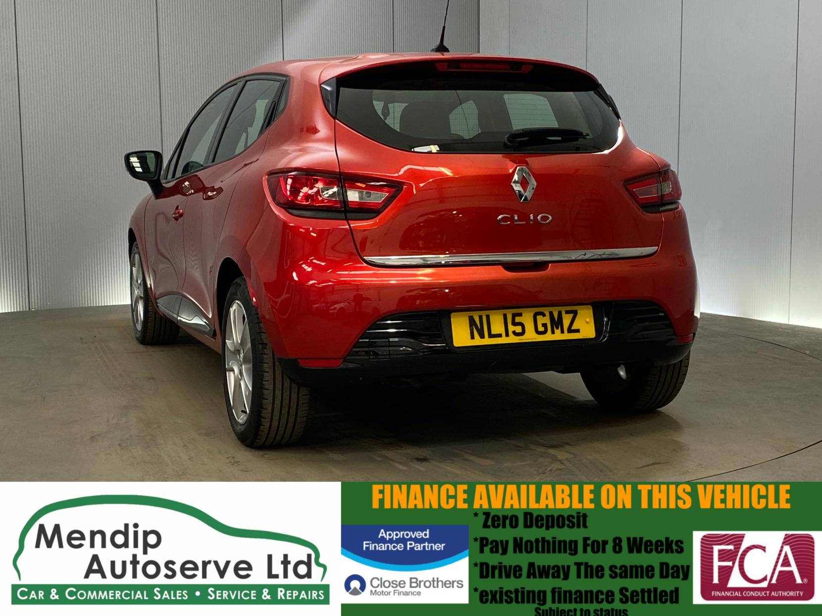 Renault Clio 1.2 16V Dynamique MediaNav Hatchback 5dr Petrol Manual Euro 5 (75 ps)