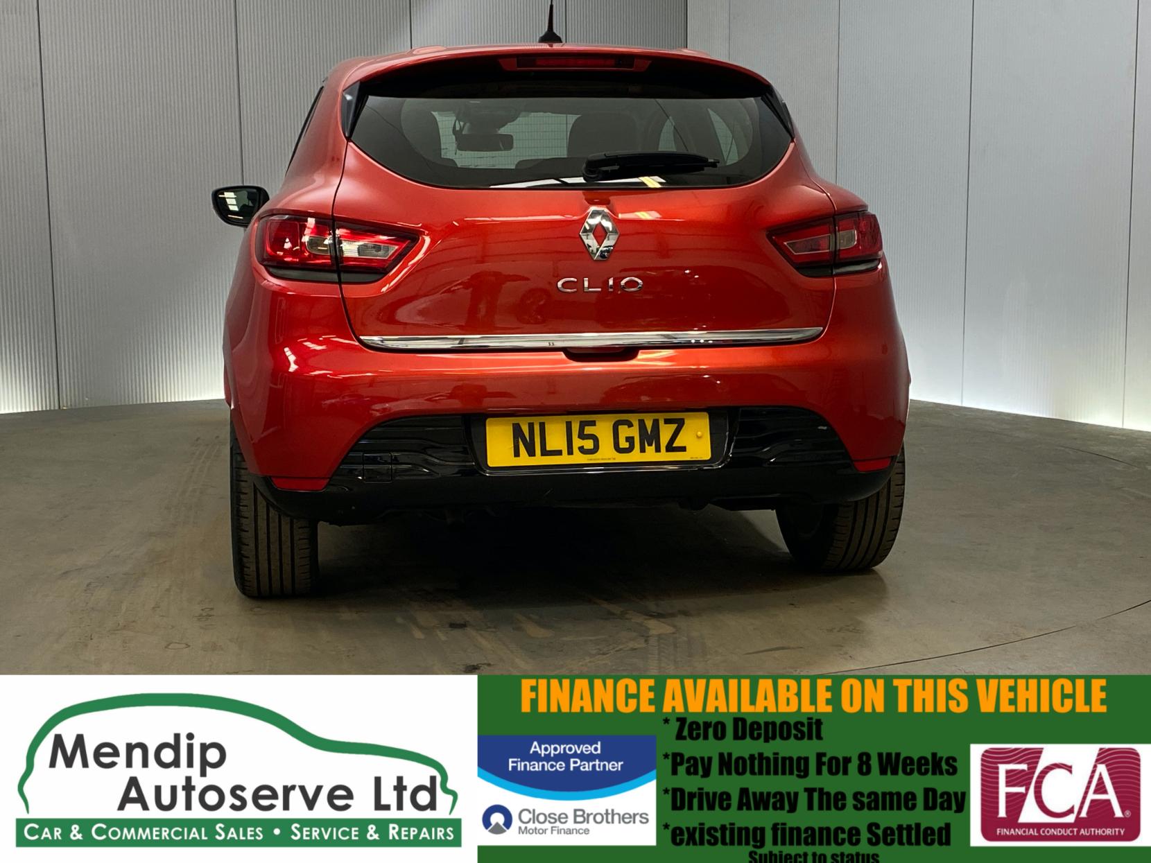 Renault Clio 1.2 16V Dynamique MediaNav Hatchback 5dr Petrol Manual Euro 5 (75 ps)