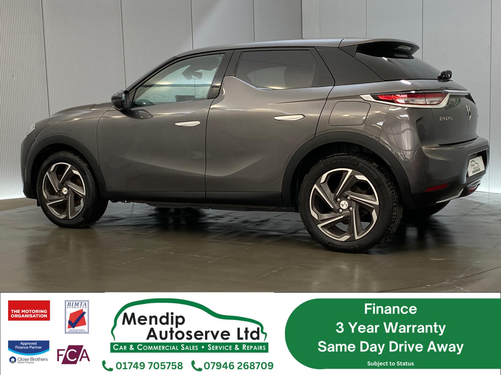 DS AUTOMOBILES DS 3 CROSSBACK E-TENSE 50kWh Ultra Prestige Crossback 5dr Electric Auto (136 ps)