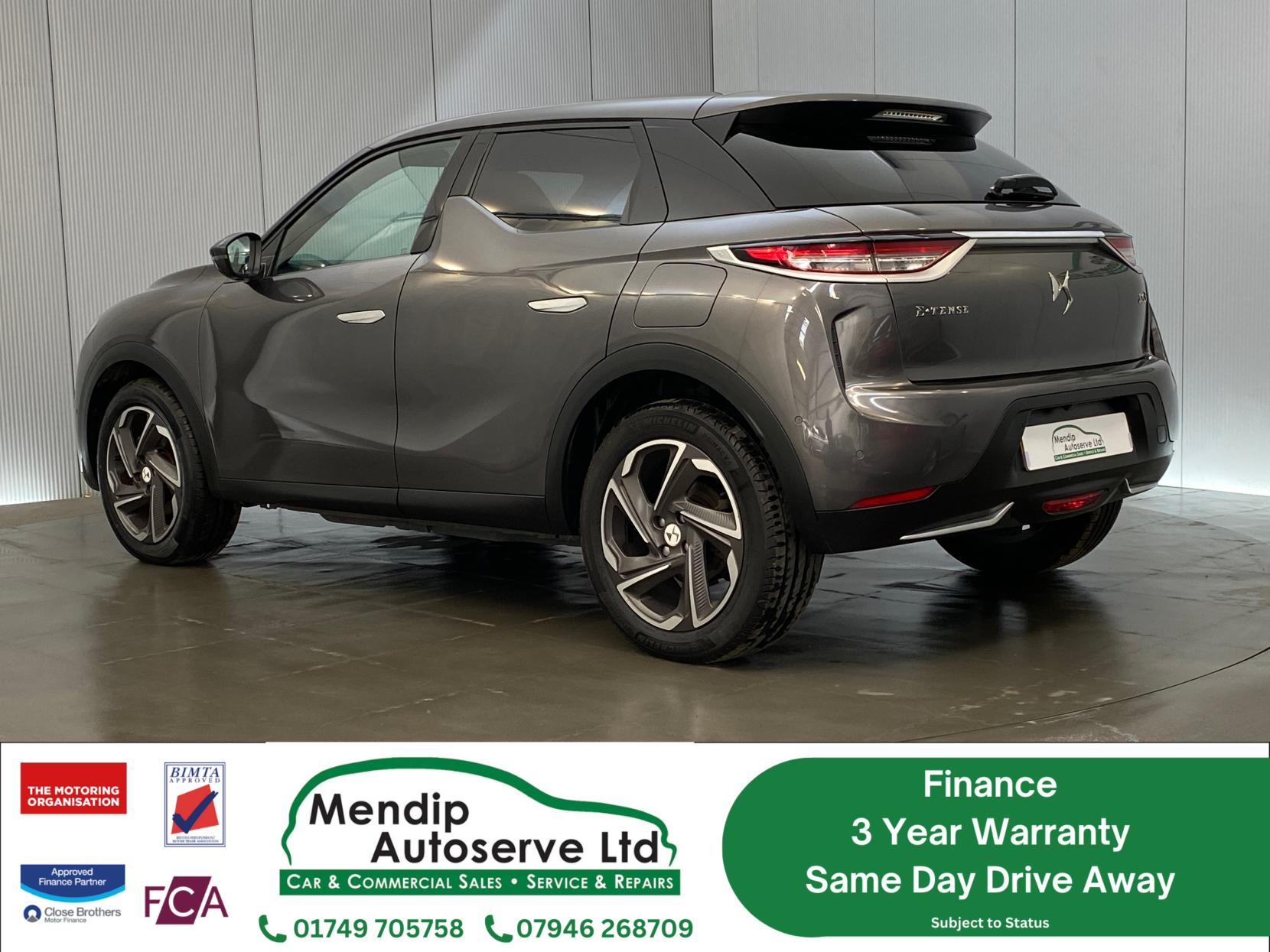 DS AUTOMOBILES DS 3 CROSSBACK E-TENSE 50kWh Ultra Prestige Crossback 5dr Electric Auto (136 ps)