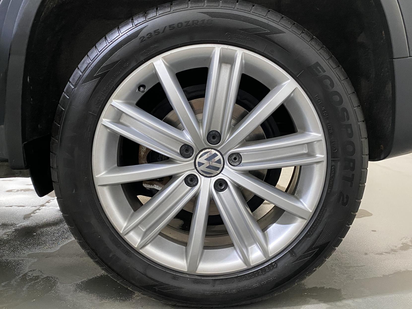 Volkswagen Tiguan 2.0 TDI BlueMotion Tech Match Edition SUV 5dr Diesel Manual 4WD Euro 6 (s/s) (150 ps)