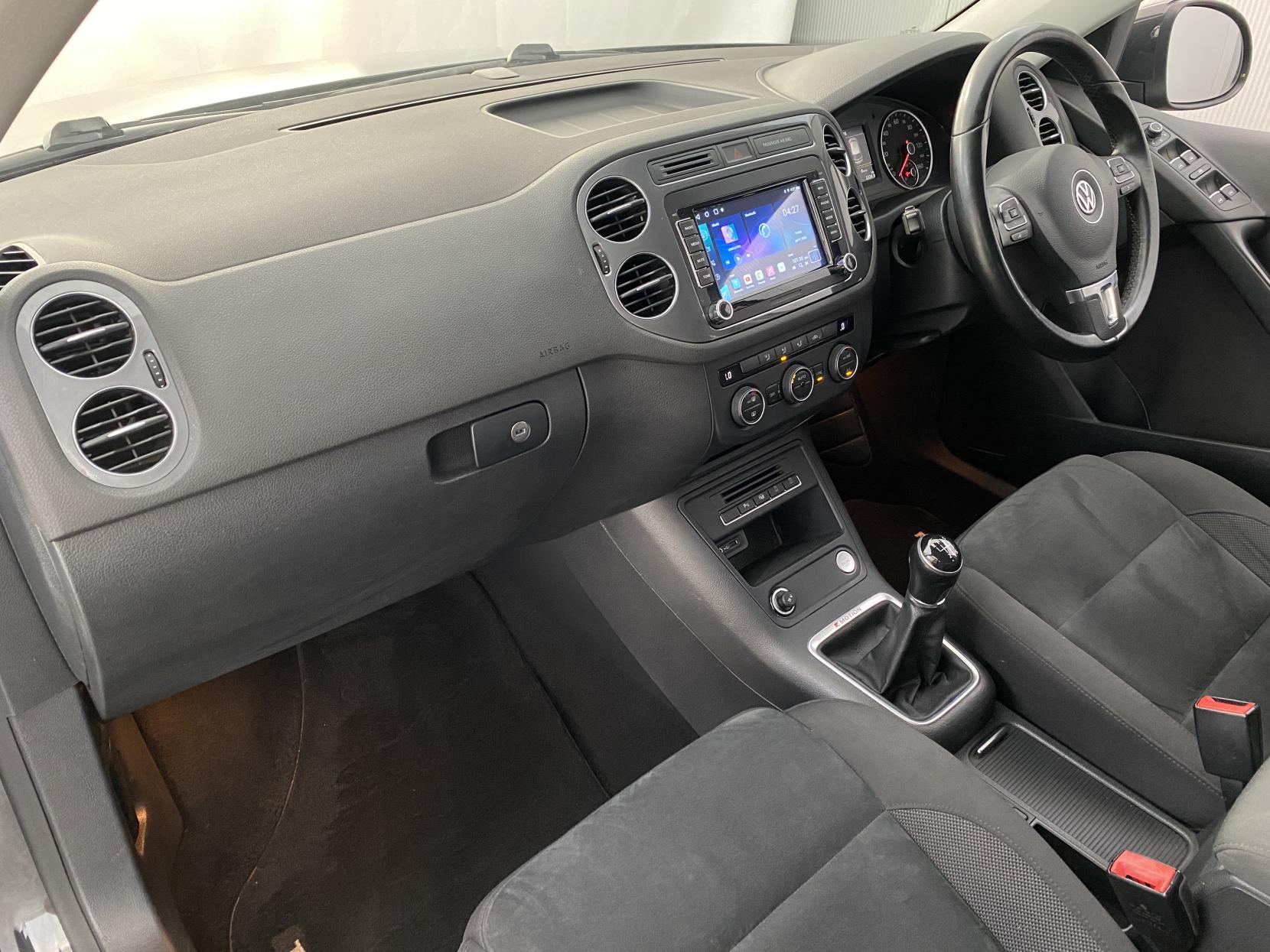 Volkswagen Tiguan 2.0 TDI BlueMotion Tech Match Edition SUV 5dr Diesel Manual 4WD Euro 6 (s/s) (150 ps)