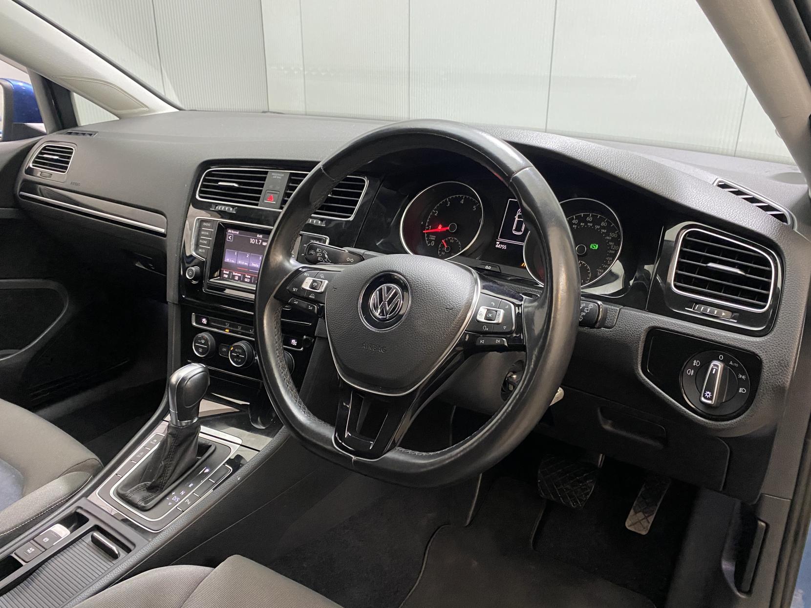 Volkswagen Golf 1.4 TSI BlueMotion Tech ACT GT Hatchback 5dr Petrol DSG Euro 6 (s/s) (140 ps)