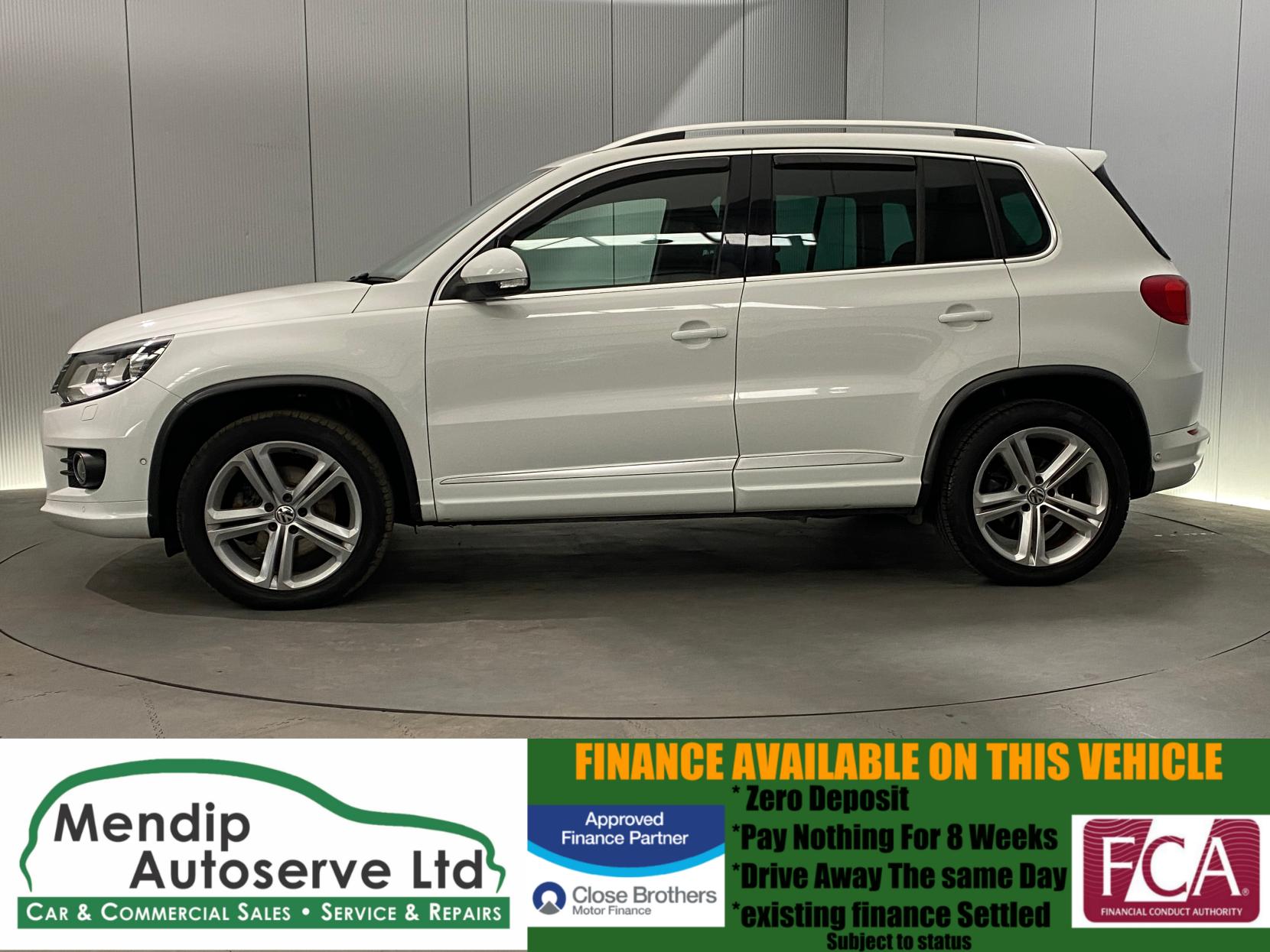 Volkswagen Tiguan 2.0 TDI BlueMotion Tech R-Line SUV 5dr Diesel DSG 4WD Euro 5 (s/s) (Nav) (140 ps)