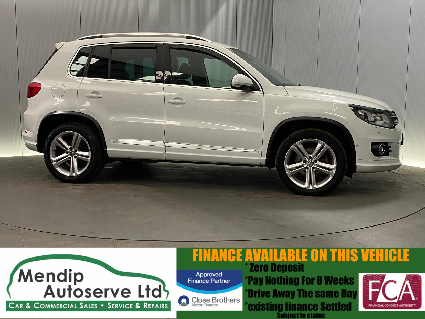 Volkswagen Tiguan 2.0 TDI BlueMotion Tech R-Line SUV 5dr Diesel DSG 4WD Euro 5 (s/s) (Nav) (140 ps)