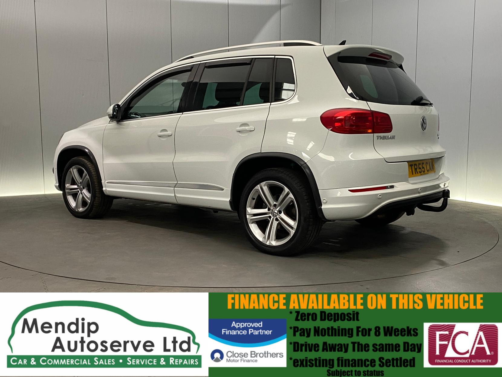 Volkswagen Tiguan 2.0 TDI BlueMotion Tech R-Line SUV 5dr Diesel DSG 4WD Euro 5 (s/s) (Nav) (140 ps)