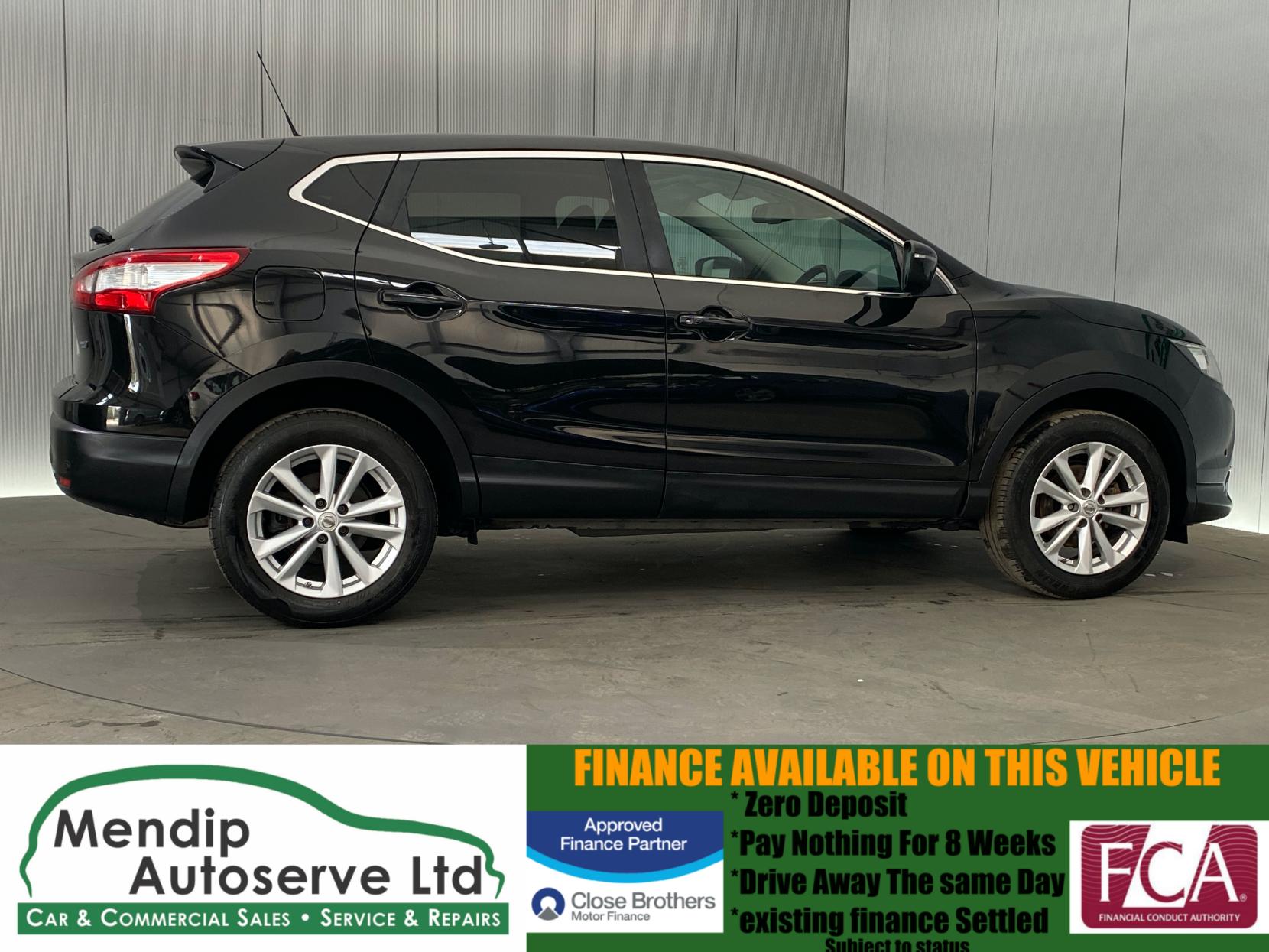 Nissan Qashqai 1.5 dCi Acenta Premium SUV 5dr Diesel Manual 2WD Euro 5 (s/s) (110 ps)