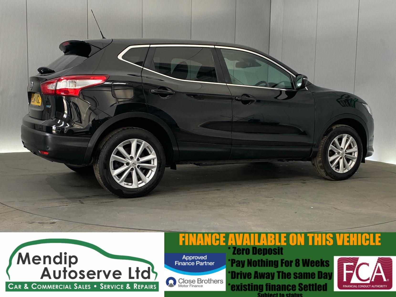 Nissan Qashqai 1.5 dCi Acenta Premium SUV 5dr Diesel Manual 2WD Euro 5 (s/s) (110 ps)