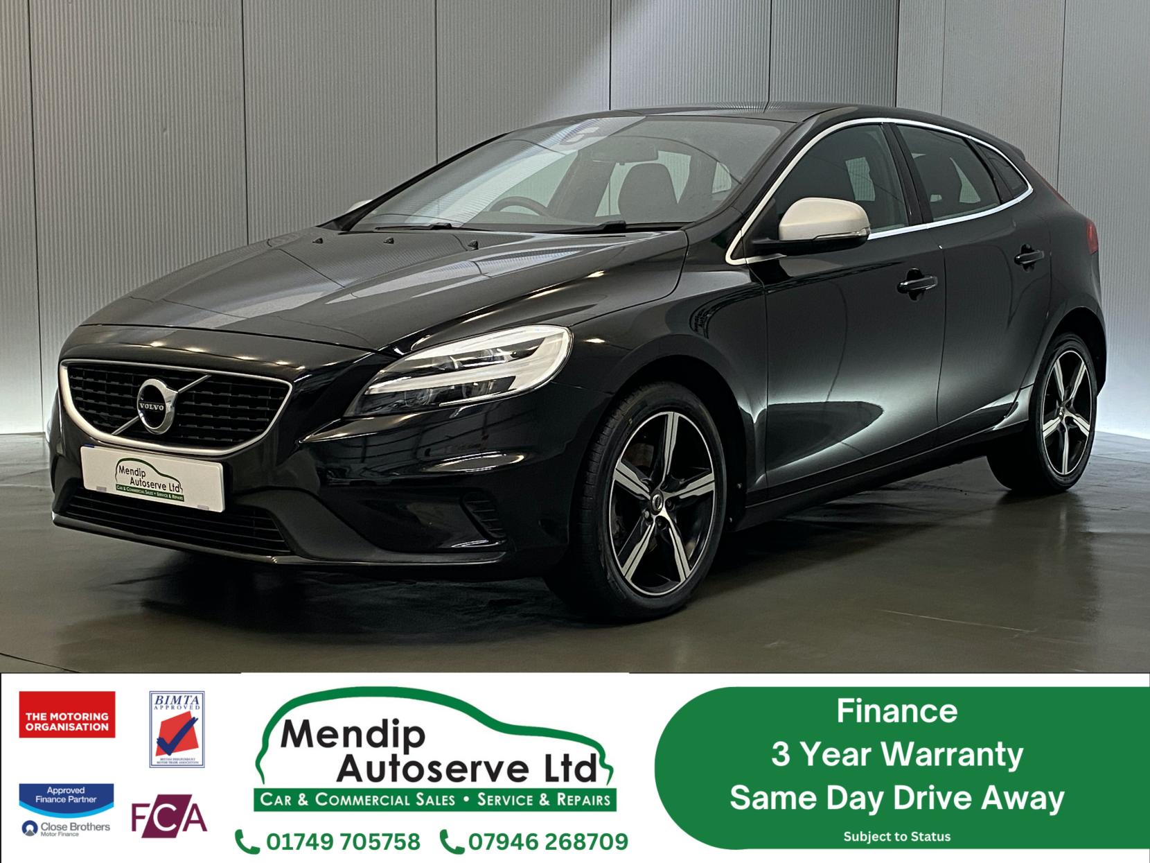 Volvo V40 2.0 T2 R-Design Hatchback 5dr Petrol Manual Euro 6 (s/s) (122 ps)
