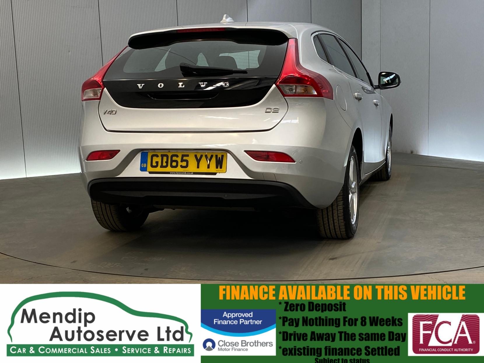 Volvo V40 2.0 D2 SE Nav Hatchback 5dr Diesel Auto Euro 6 (s/s) (120 ps)