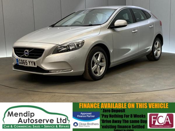 Volvo V40 2.0 D2 SE Nav Hatchback 5dr Diesel Auto Euro 6 (s/s) (120 ps)