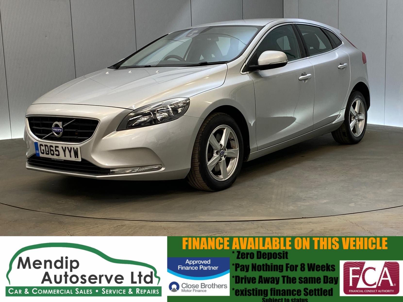 Volvo V40 2.0 D2 SE Nav Hatchback 5dr Diesel Auto Euro 6 (s/s) (120 ps)