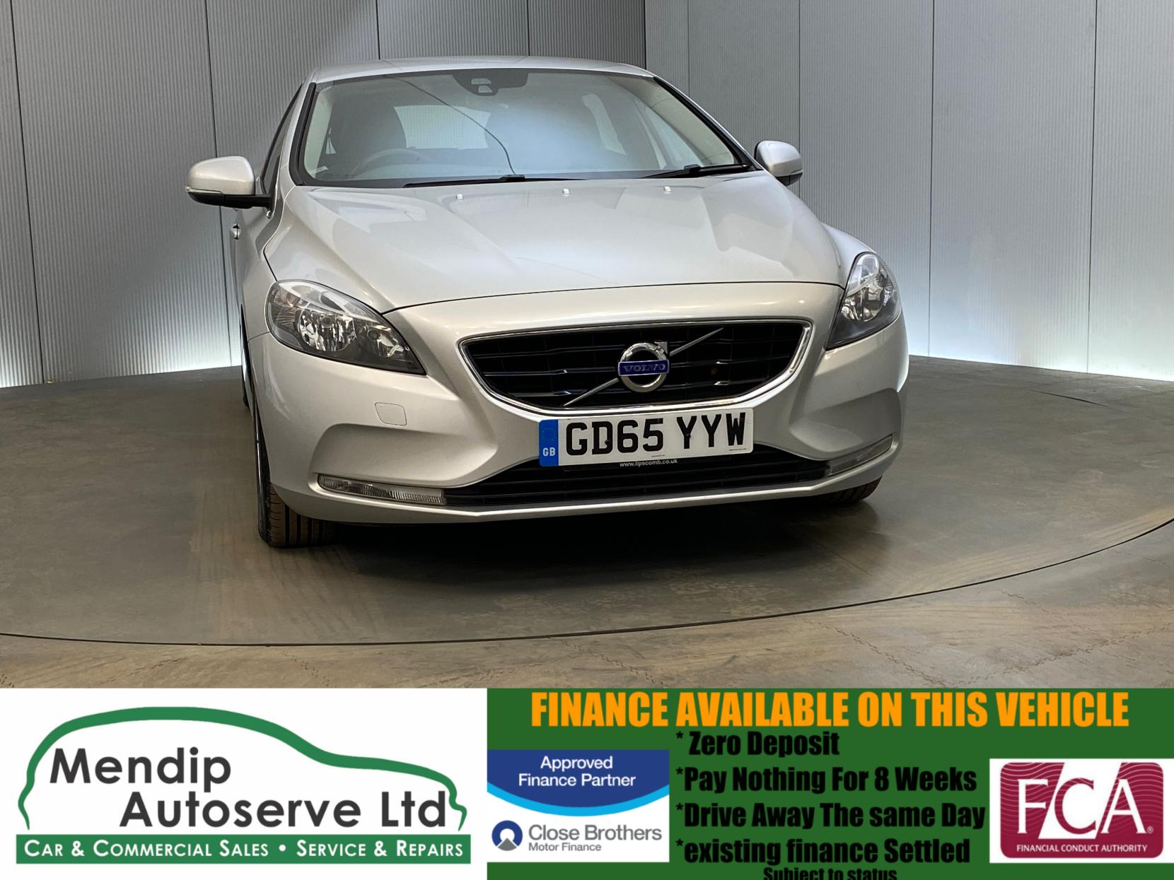 Volvo V40 2.0 D2 SE Nav Hatchback 5dr Diesel Auto Euro 6 (s/s) (120 ps)