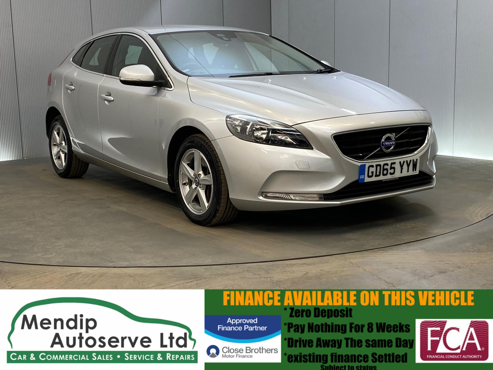 Volvo V40 2.0 D2 SE Nav Hatchback 5dr Diesel Auto Euro 6 (s/s) (120 ps)