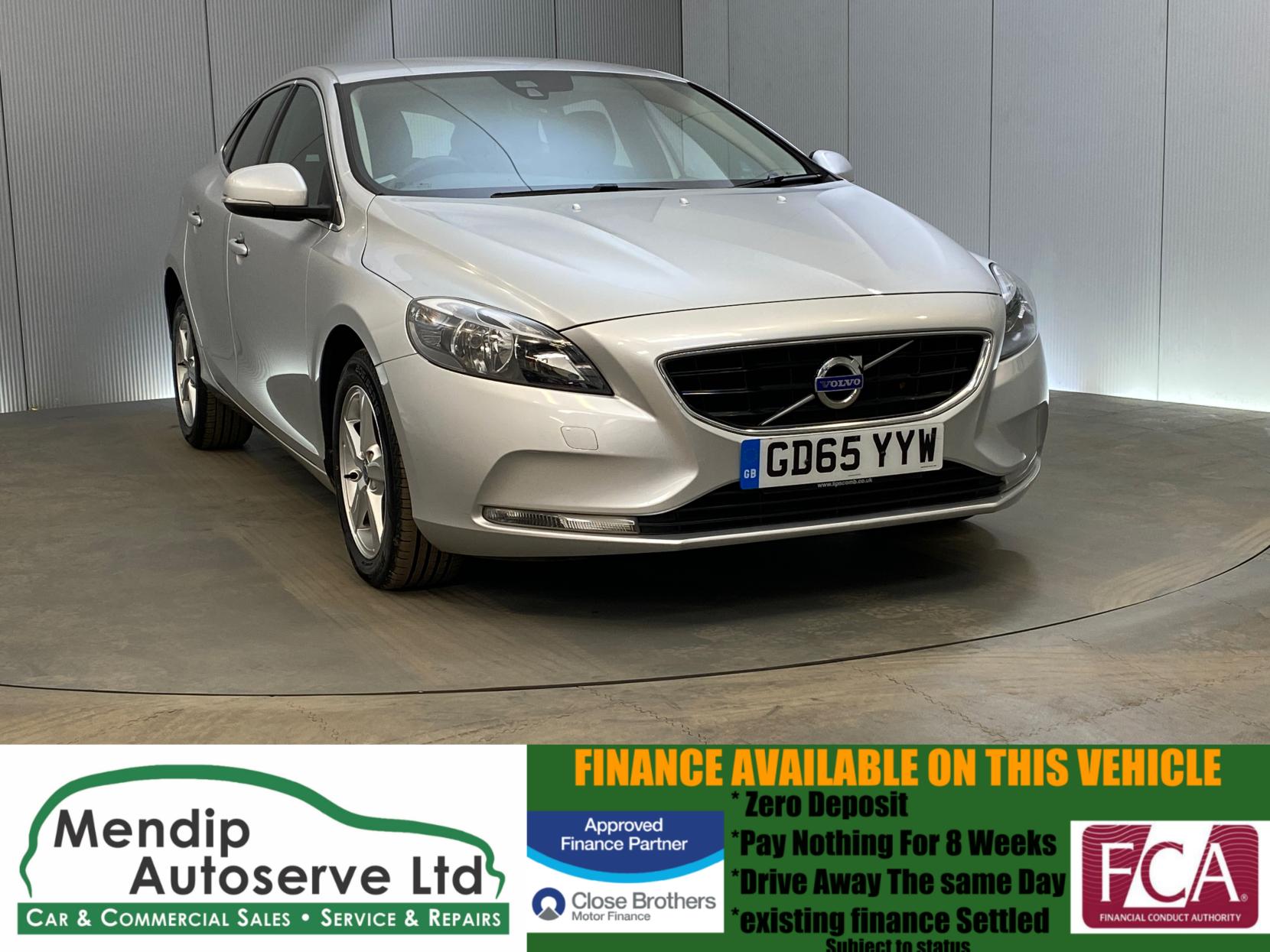 Volvo V40 2.0 D2 SE Nav Hatchback 5dr Diesel Auto Euro 6 (s/s) (120 ps)