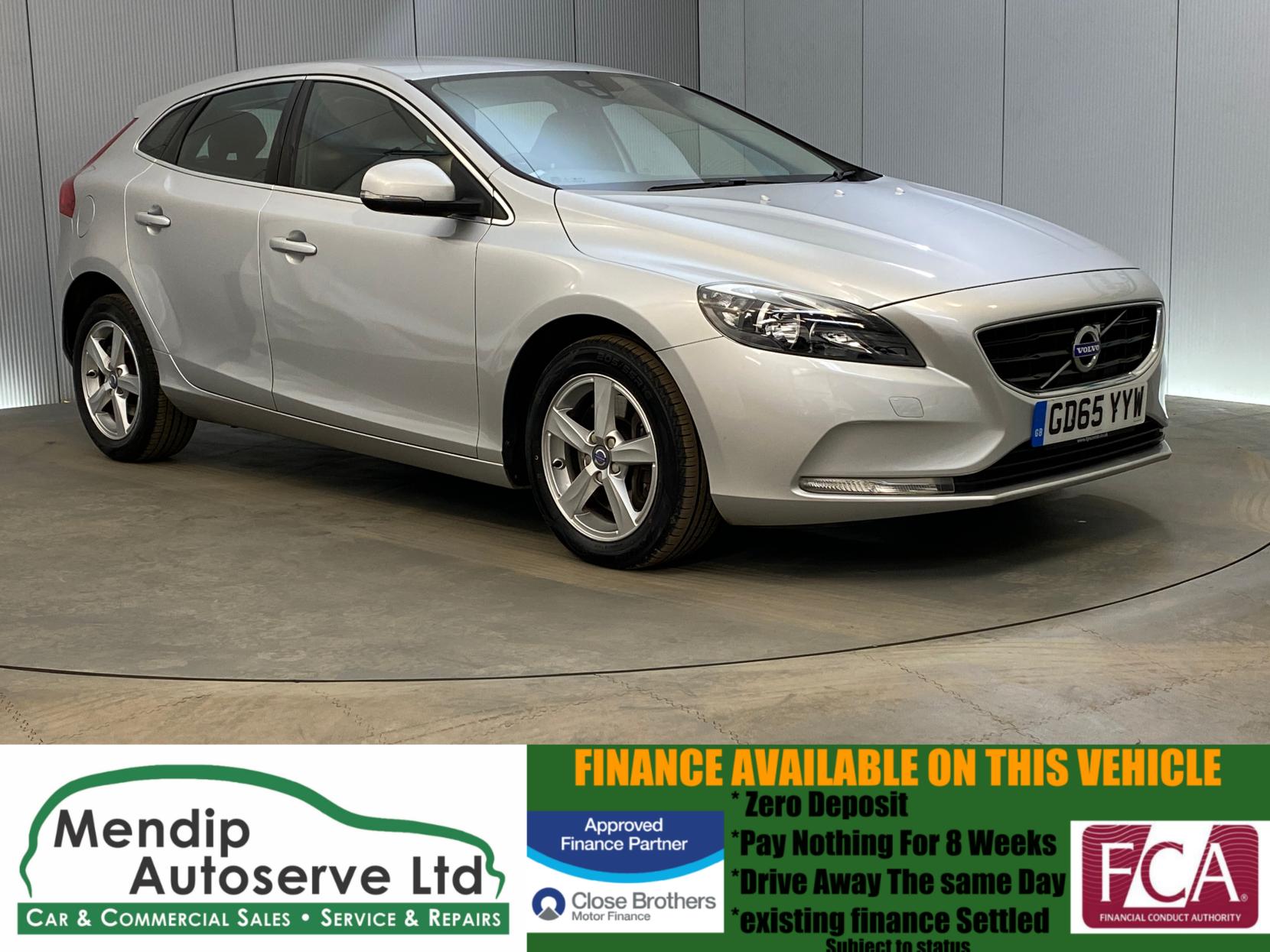 Volvo V40 2.0 D2 SE Nav Hatchback 5dr Diesel Auto Euro 6 (s/s) (120 ps)