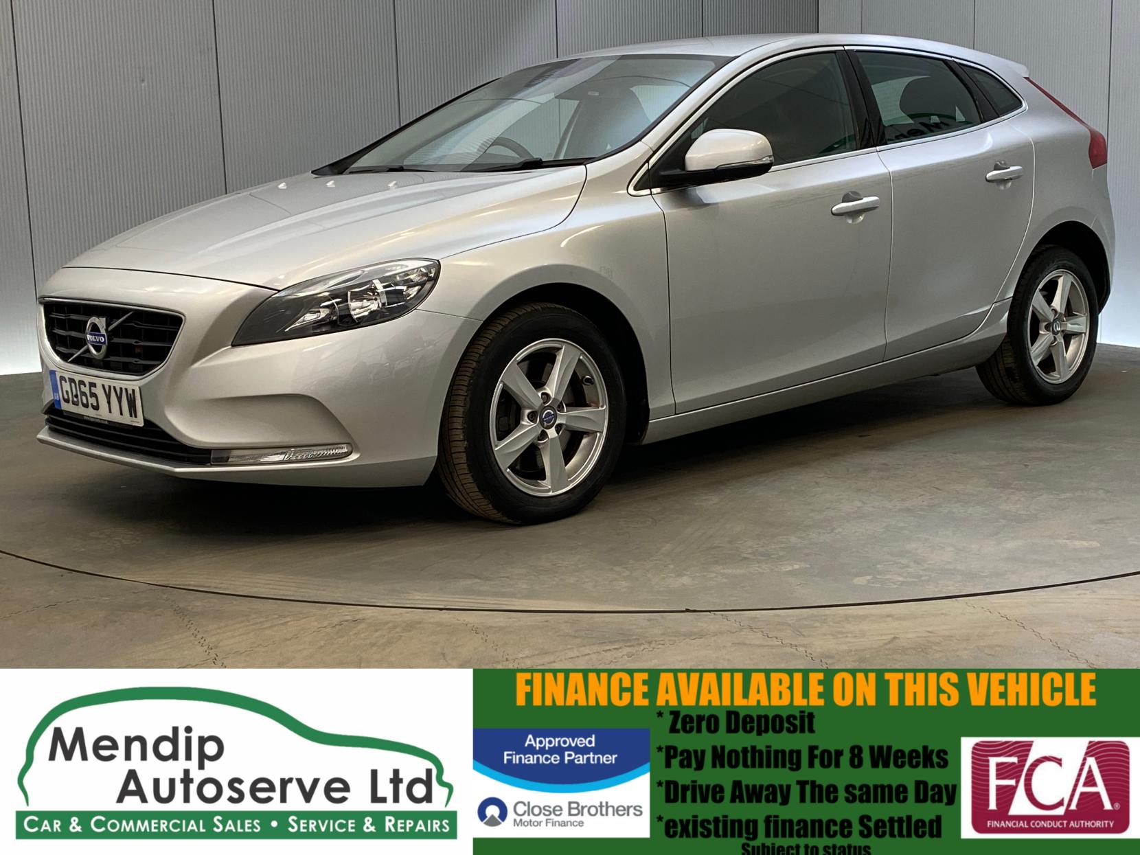 Volvo V40 2.0 D2 SE Nav Hatchback 5dr Diesel Auto Euro 6 (s/s) (120 ps)