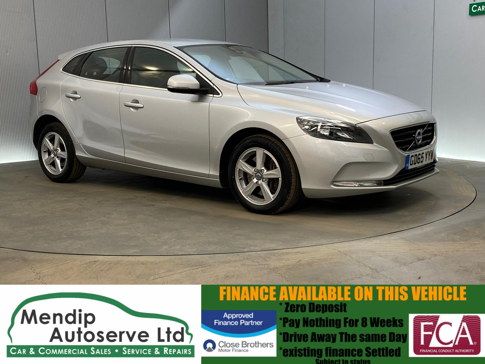 Volvo V40 2.0 D2 SE Nav Hatchback 5dr Diesel Auto Euro 6 (s/s) (120 ps)