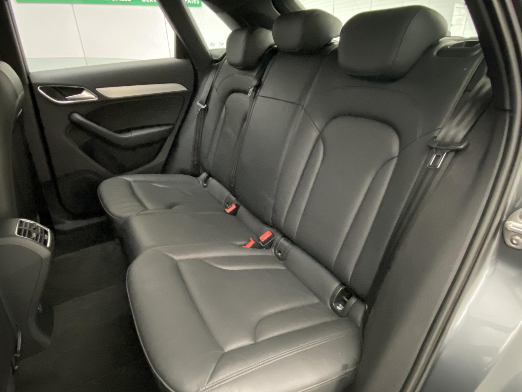 Audi Q3 2.0 TFSI S line SUV 5dr Petrol S Tronic quattro Euro 6 (s/s) (180 ps)